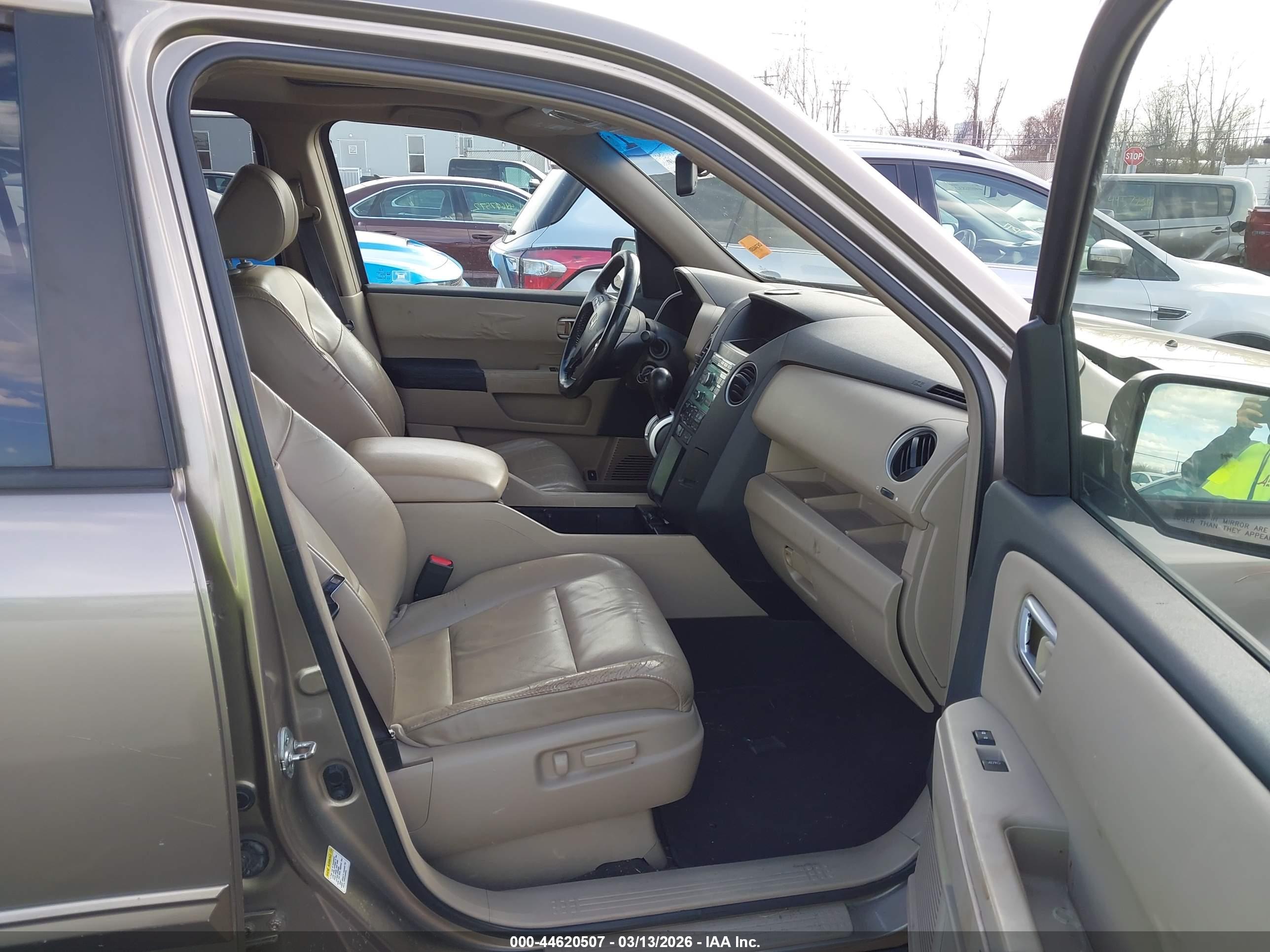 HONDA PILOT image 5