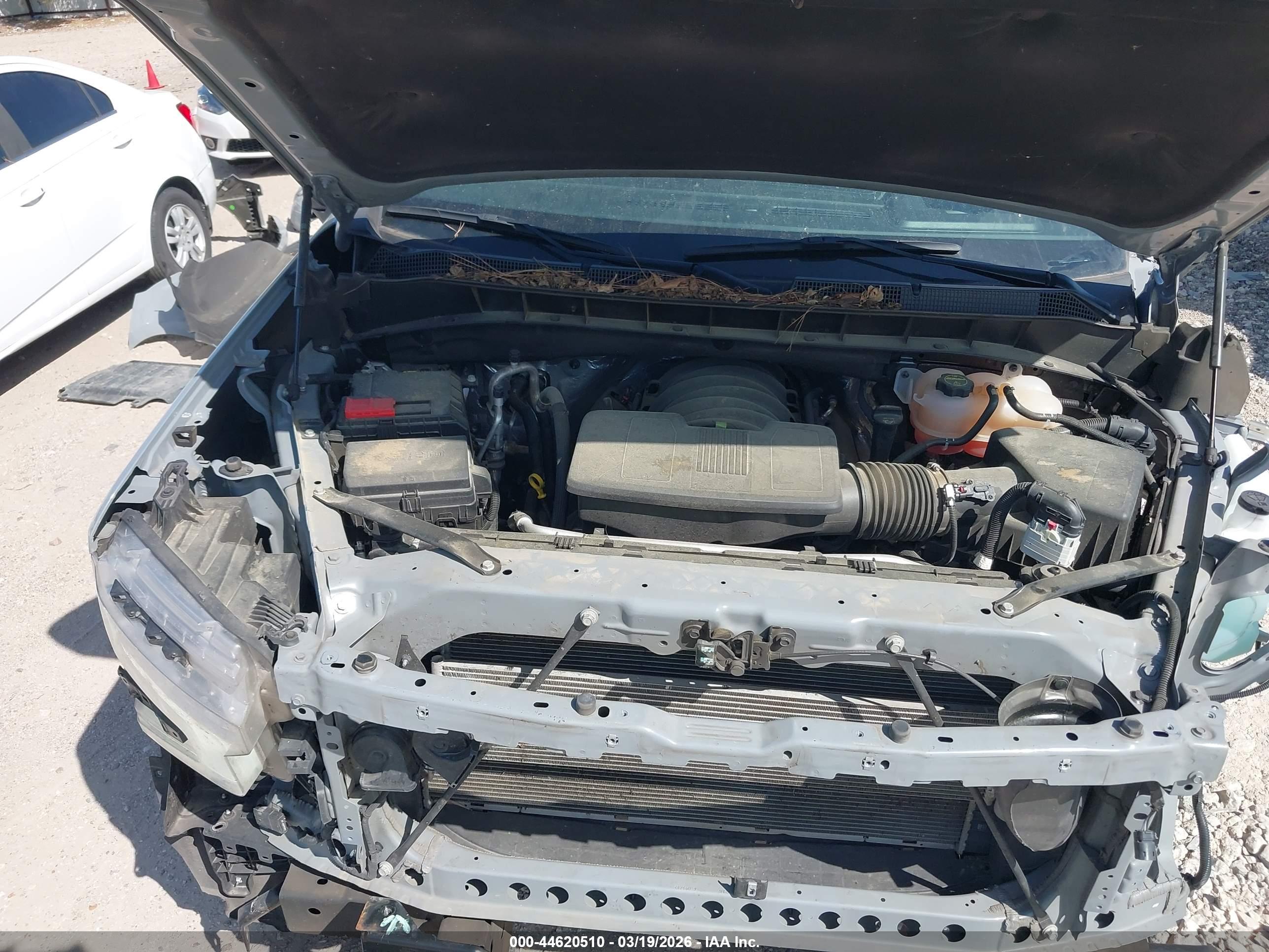 CHEVROLET SILVERADO image 10