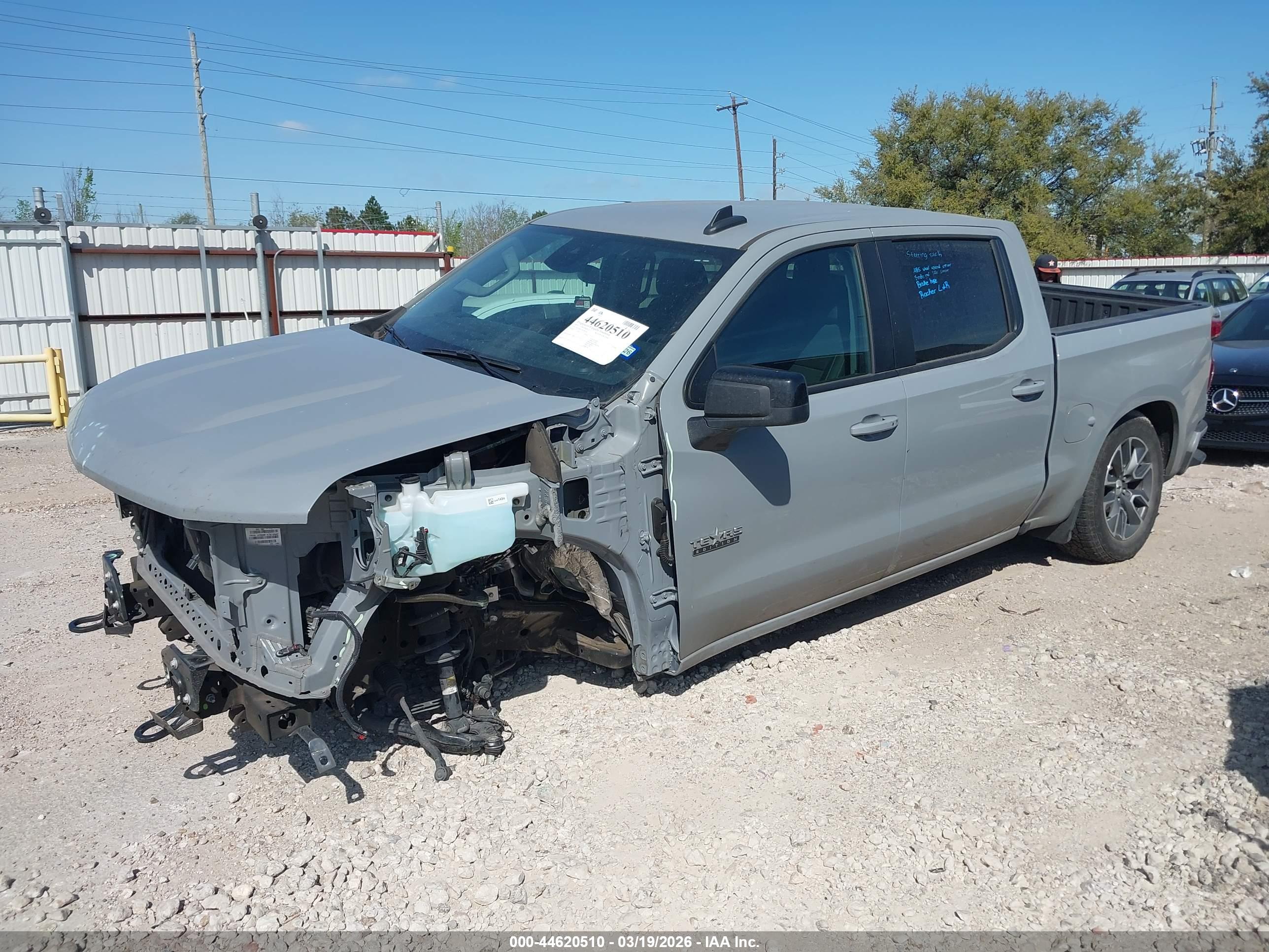CHEVROLET SILVERADO image 2