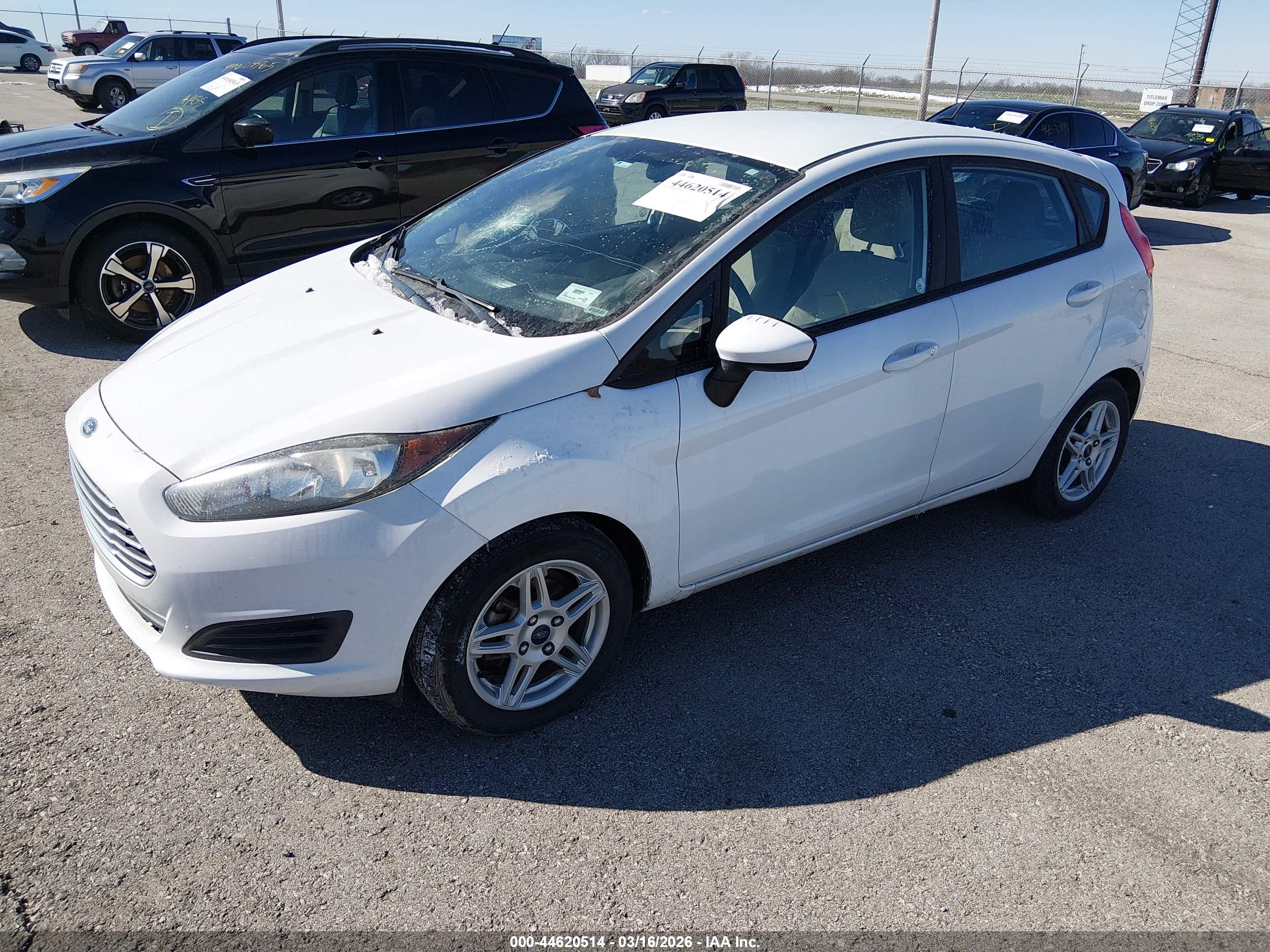 FORD FIESTA image 2