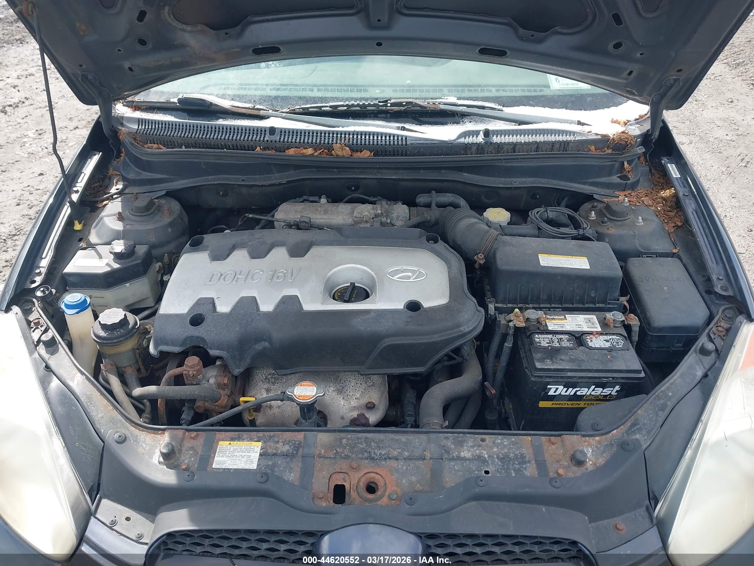 HYUNDAI ACCENT image 10
