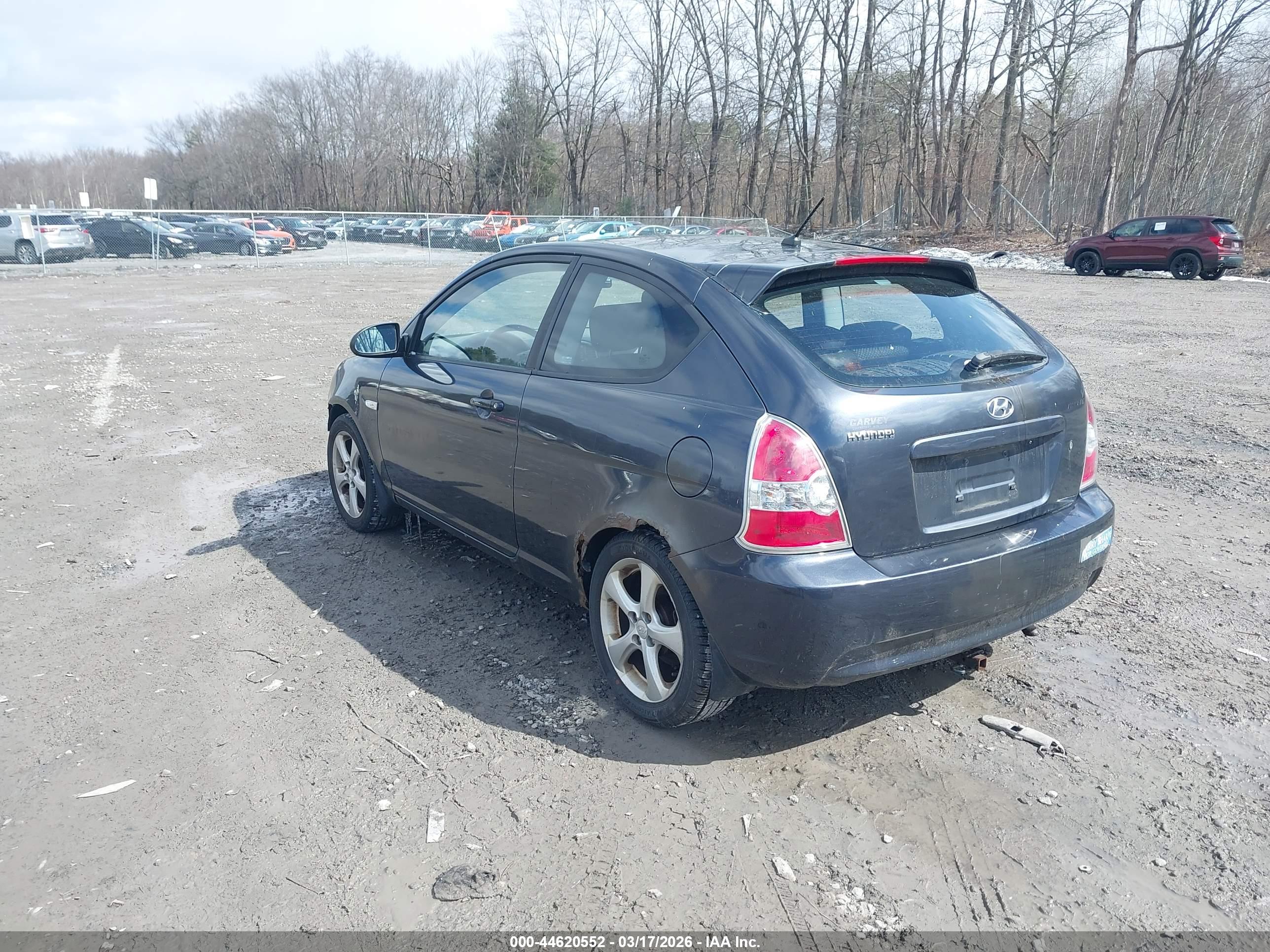 HYUNDAI ACCENT image 3