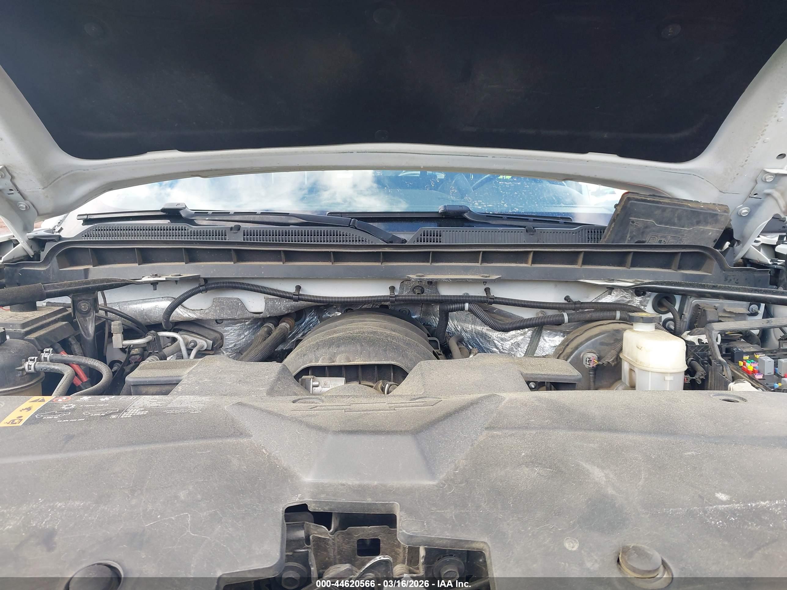CHEVROLET SILVERADO image 10
