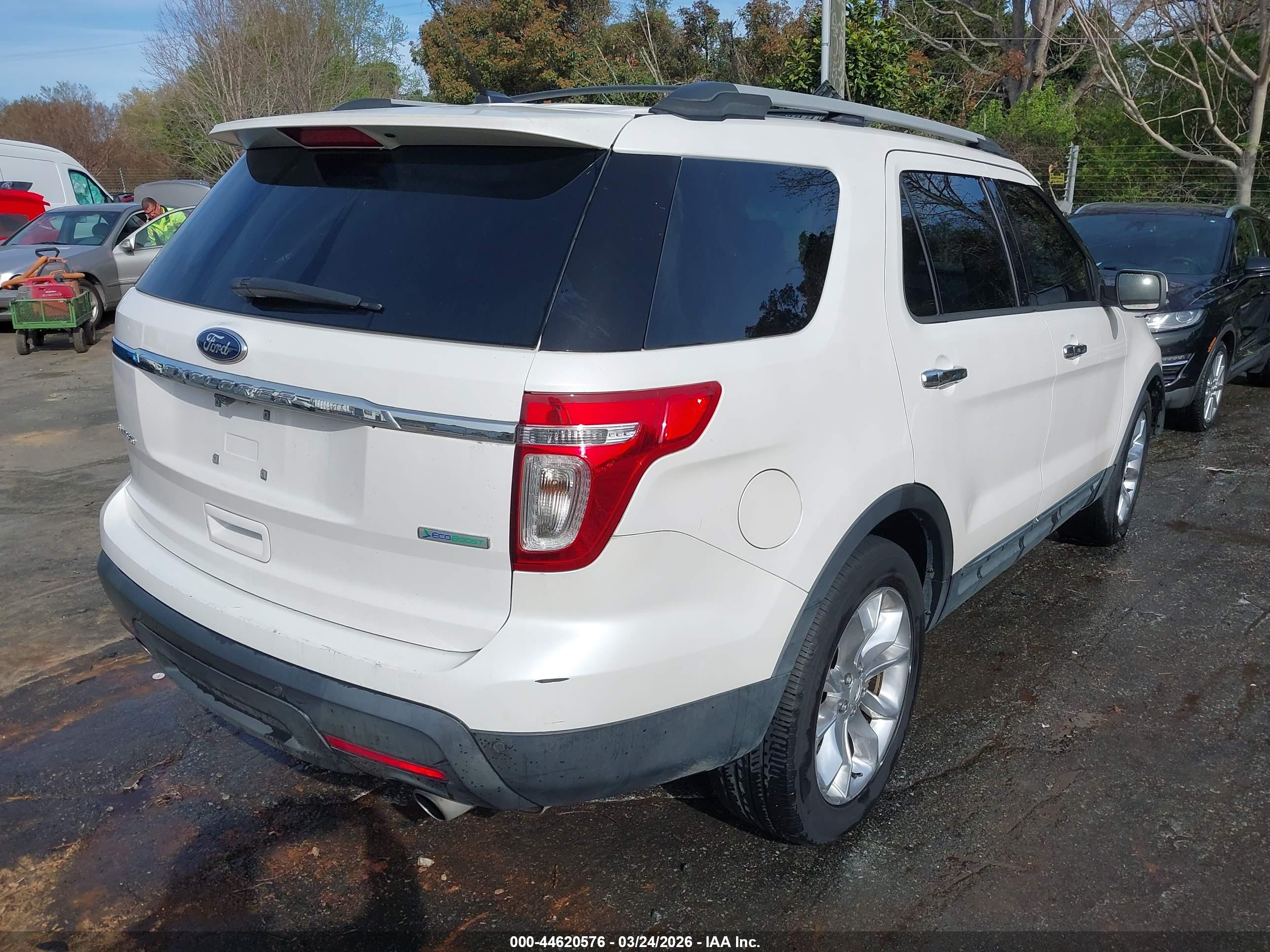 FORD EXPLORER image 4