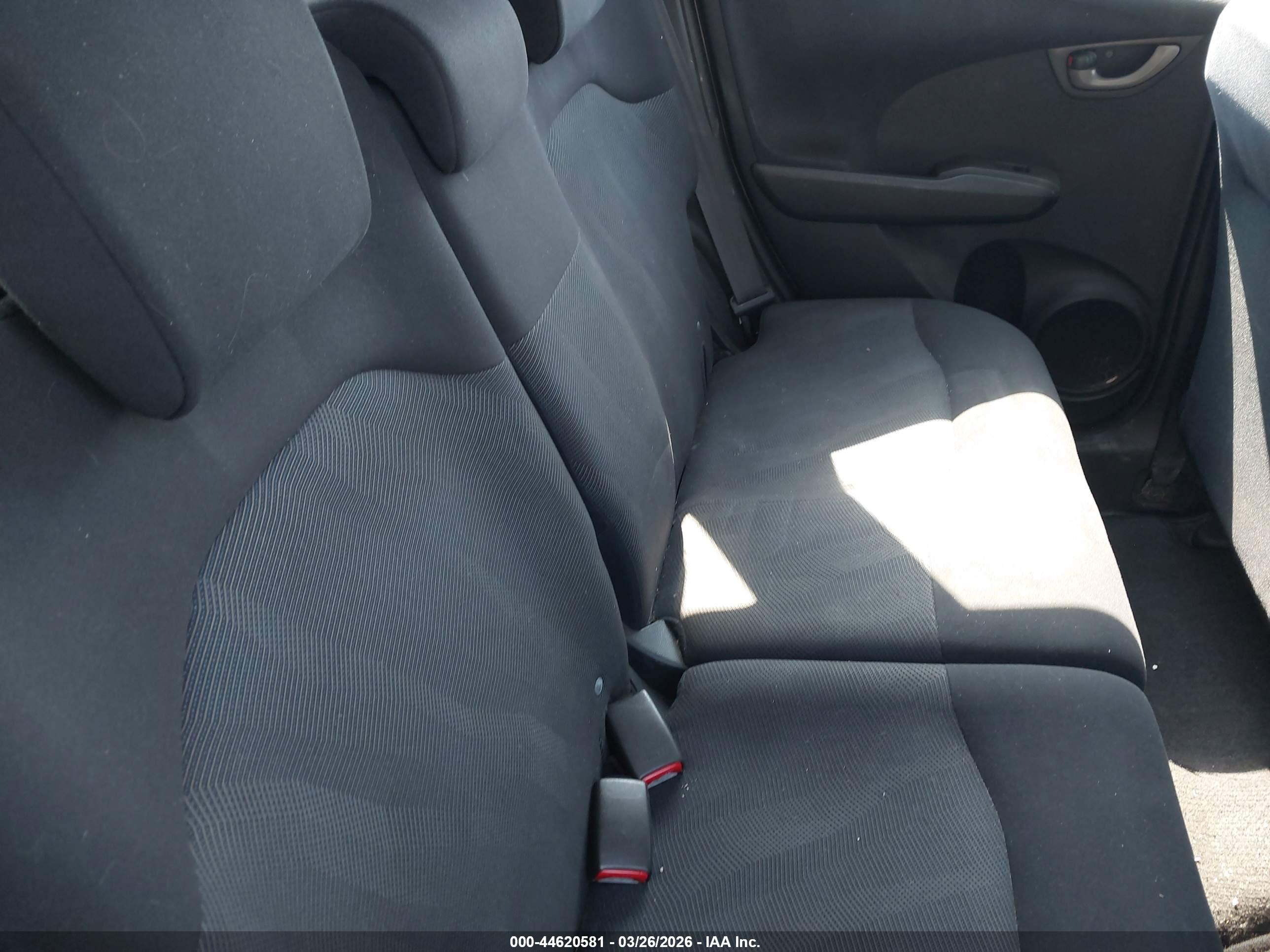HONDA FIT image 8