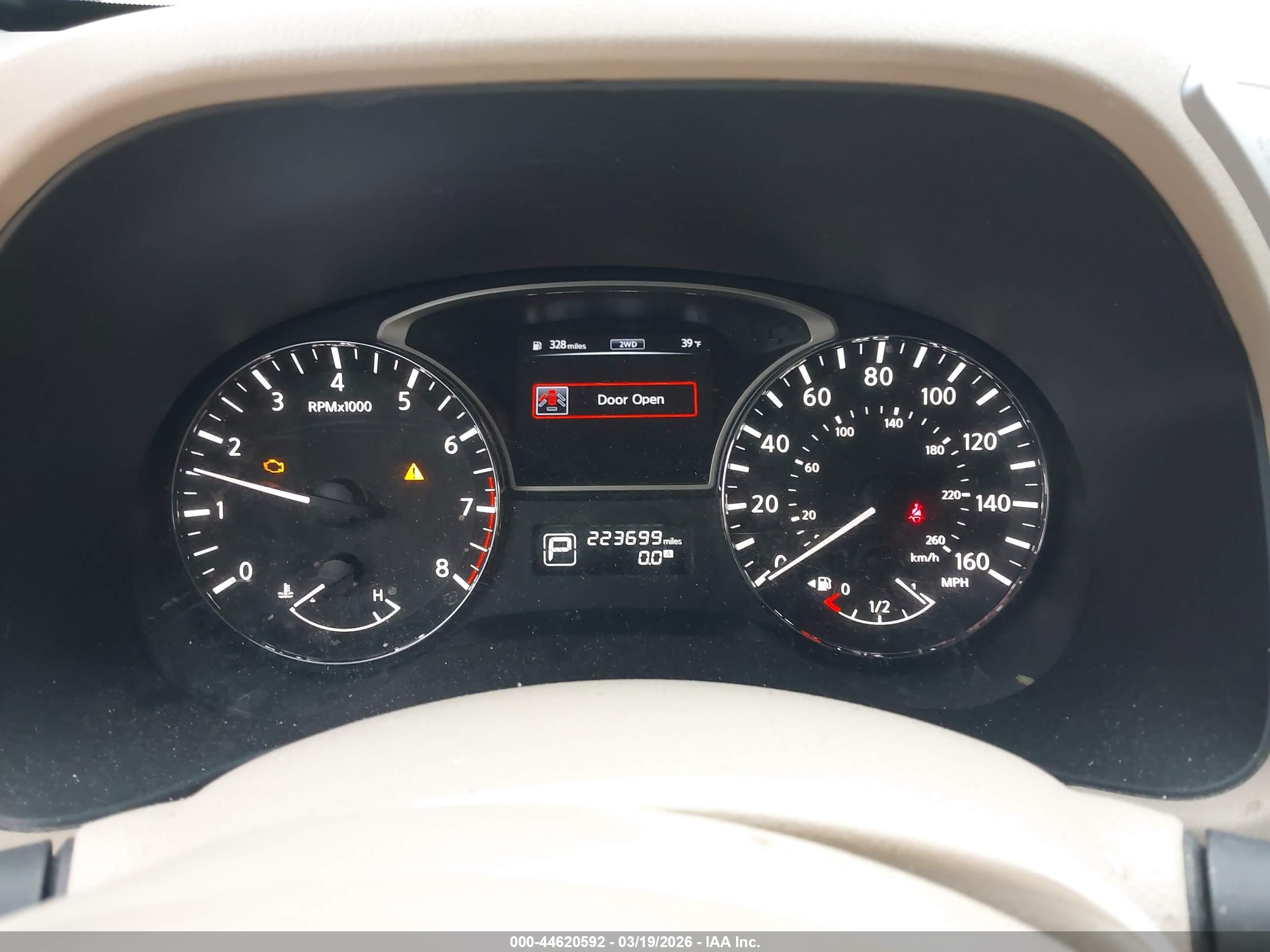 NISSAN PATHFINDER image 7