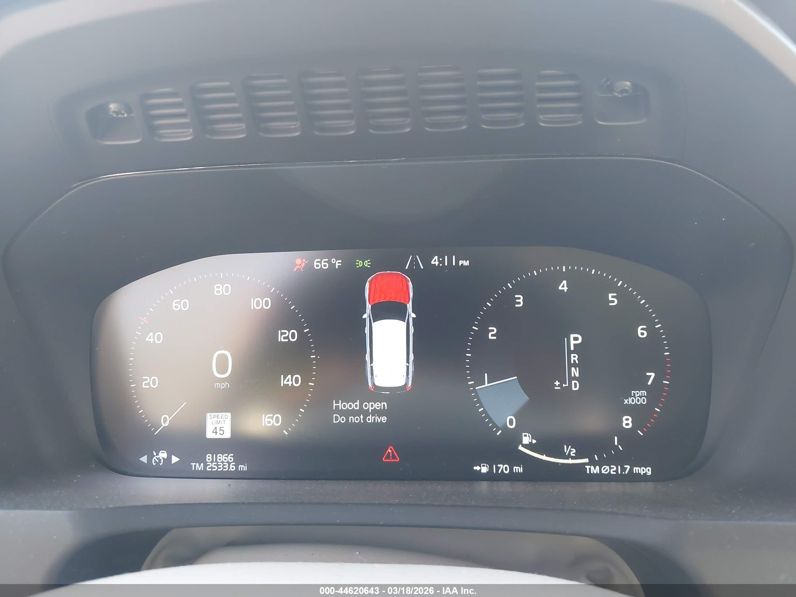 VOLVO XC90 image 7