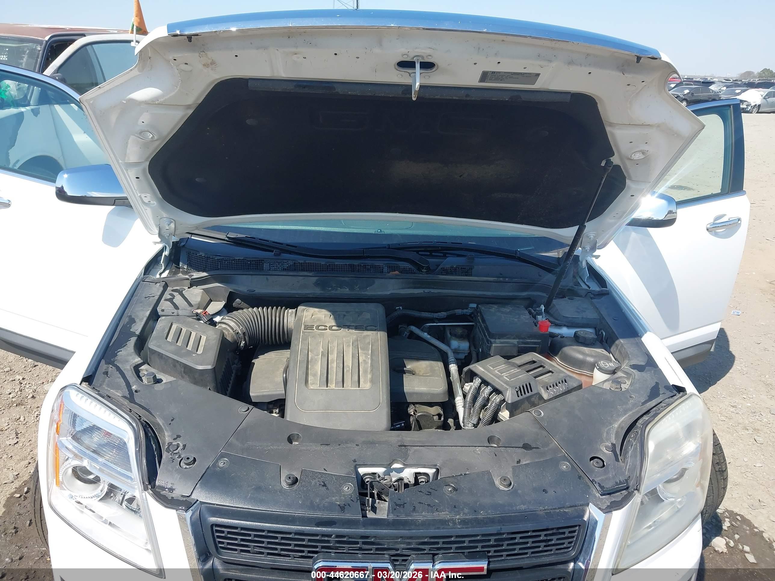 GMC TERRAIN image 10