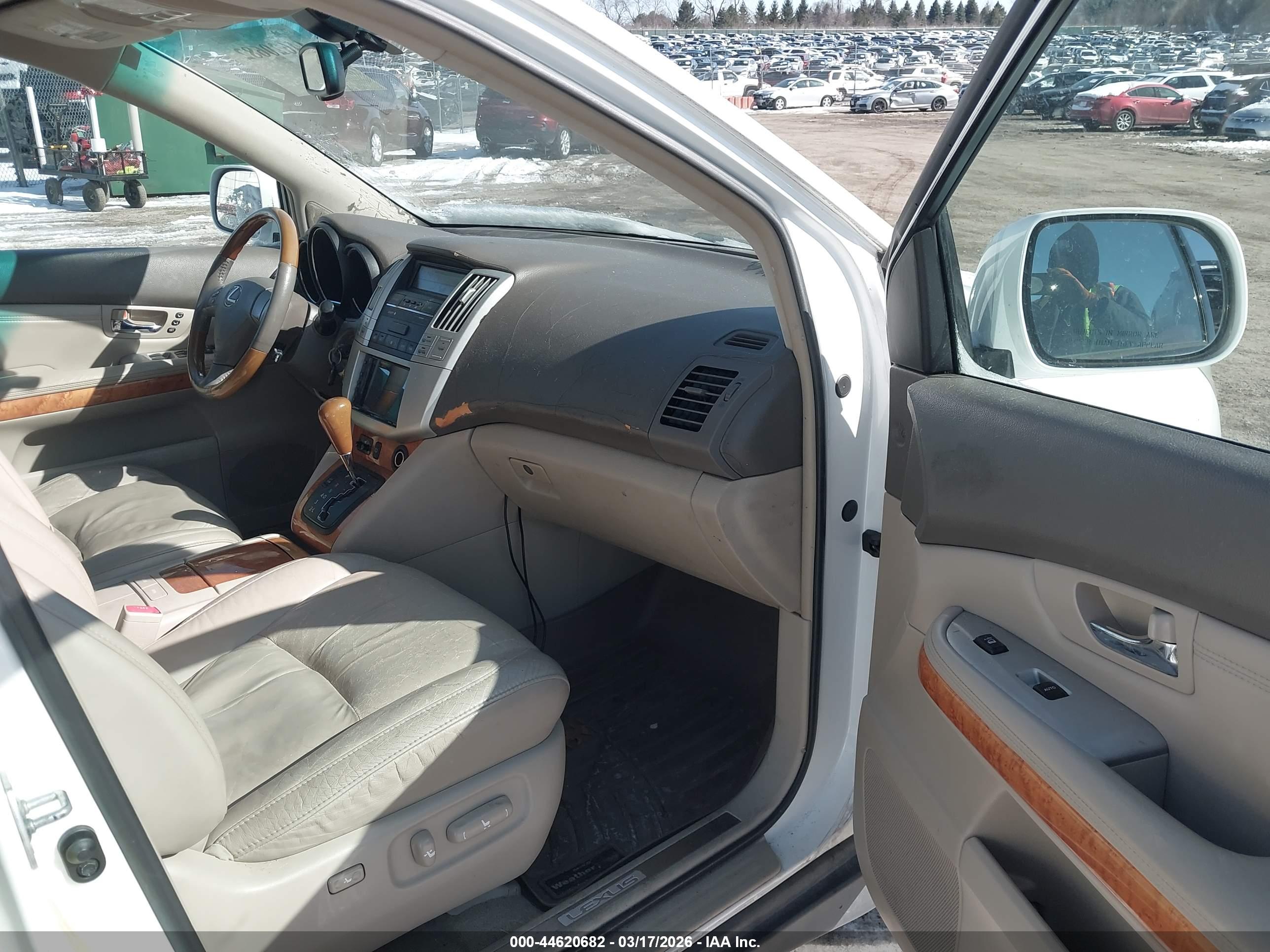 LEXUS RX image 5