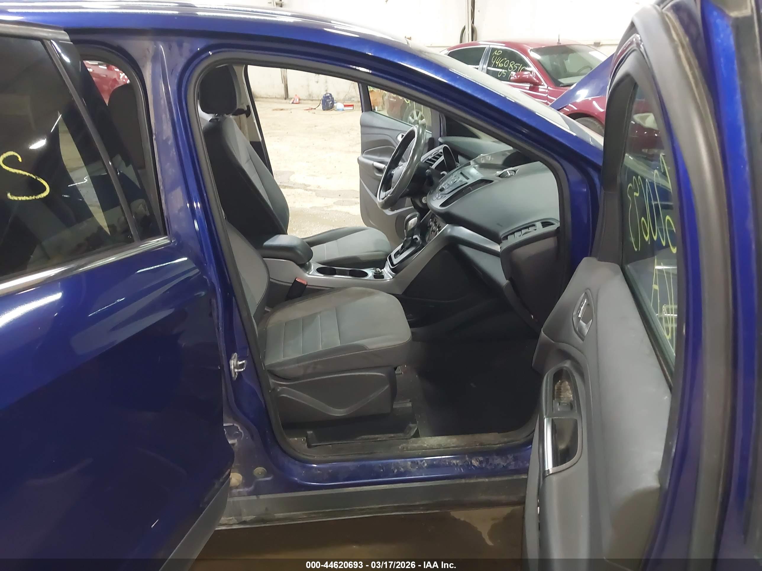 FORD ESCAPE image 5