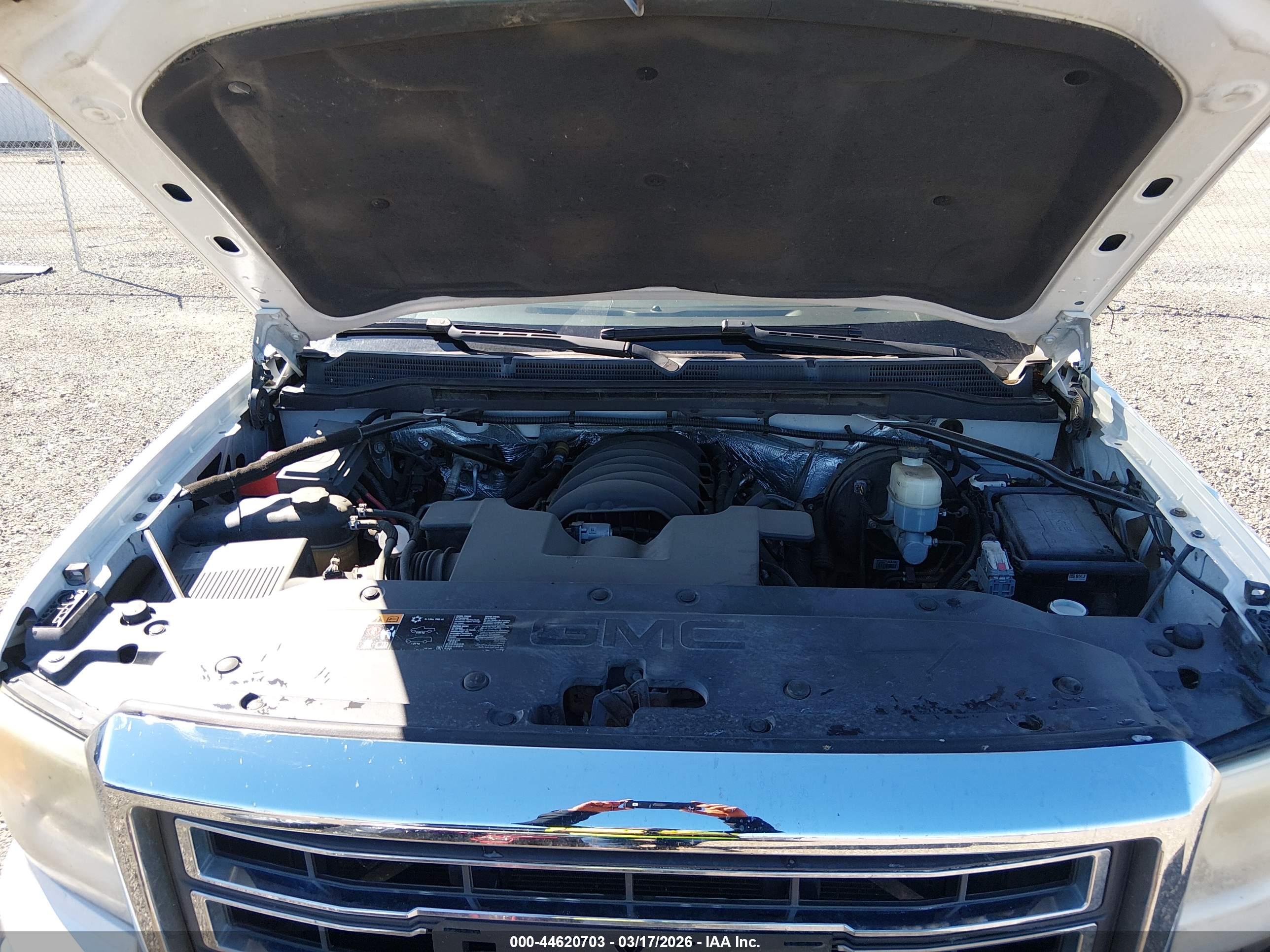 GMC SIERRA image 10
