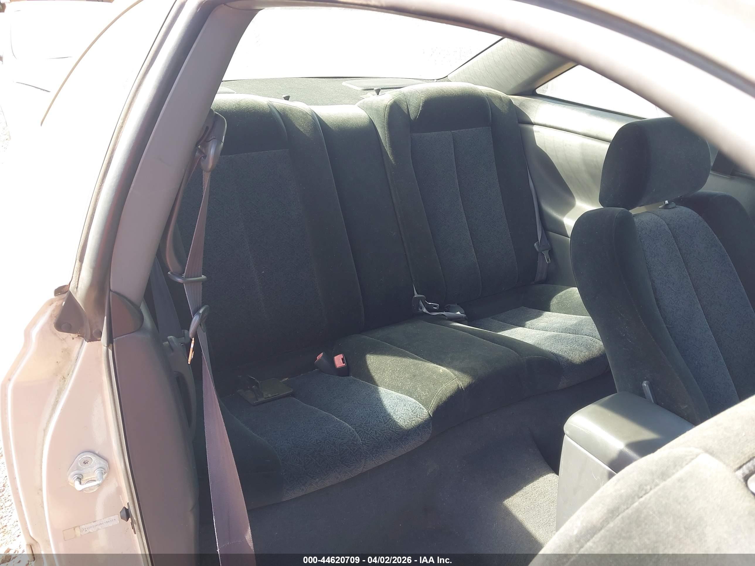 TOYOTA CAMRY image 8