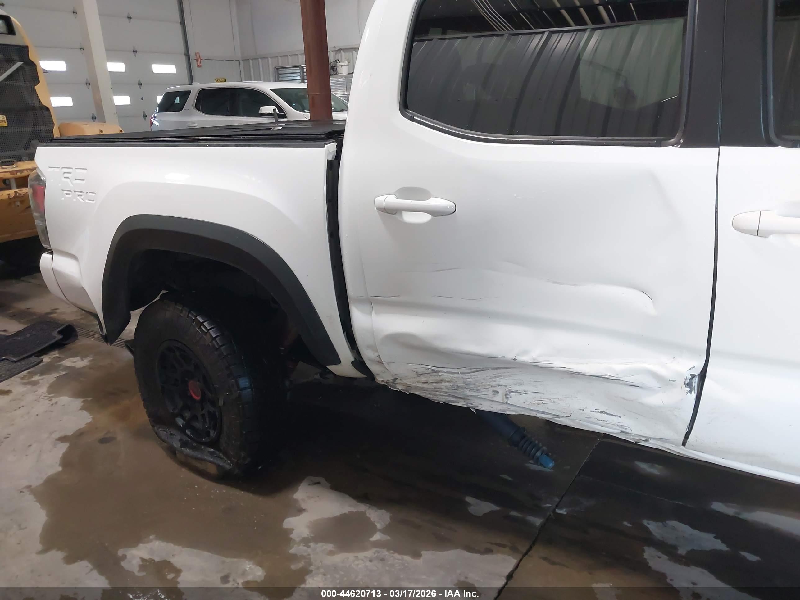 TOYOTA TACOMA image 6