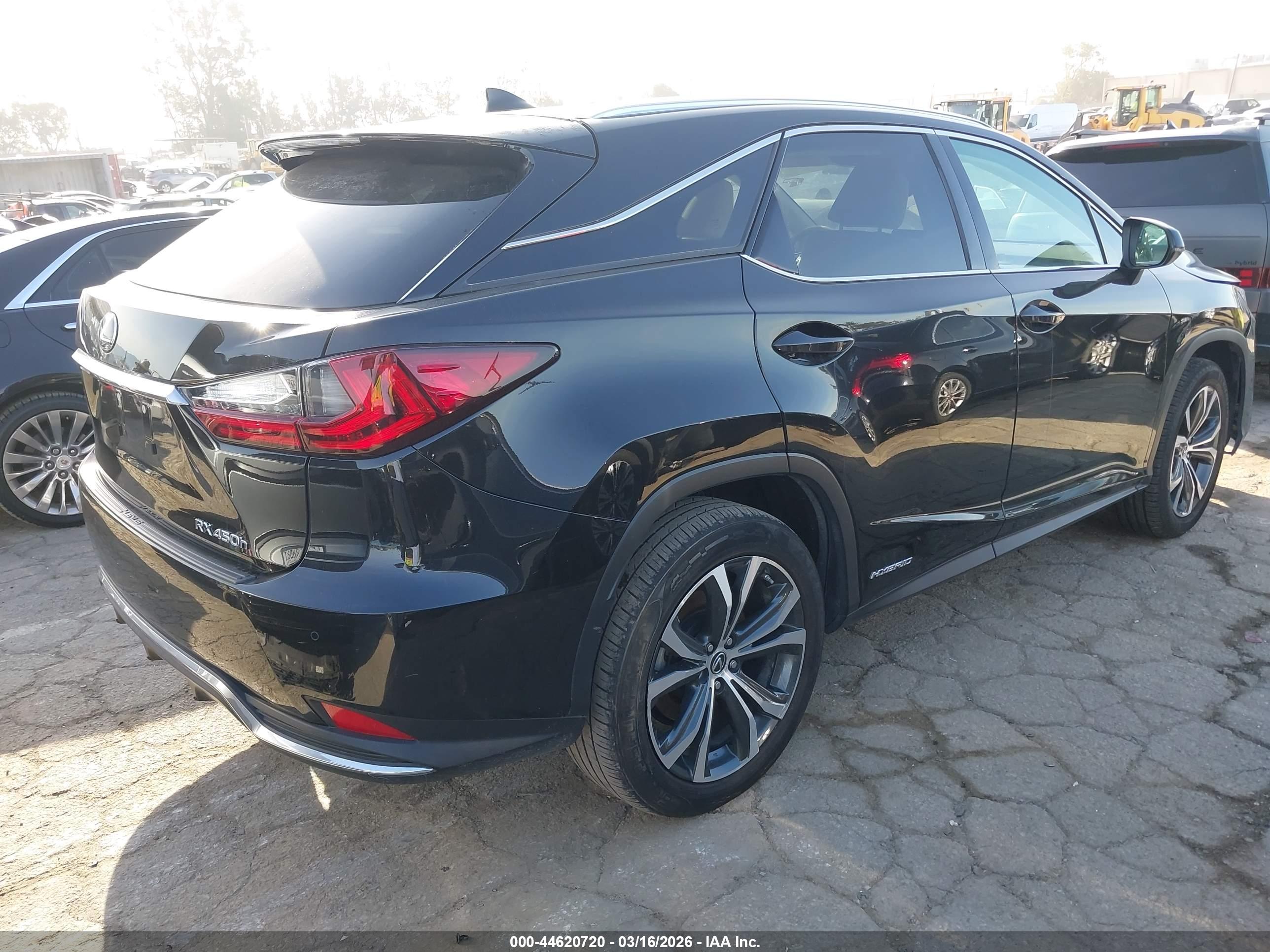 LEXUS RX image 4
