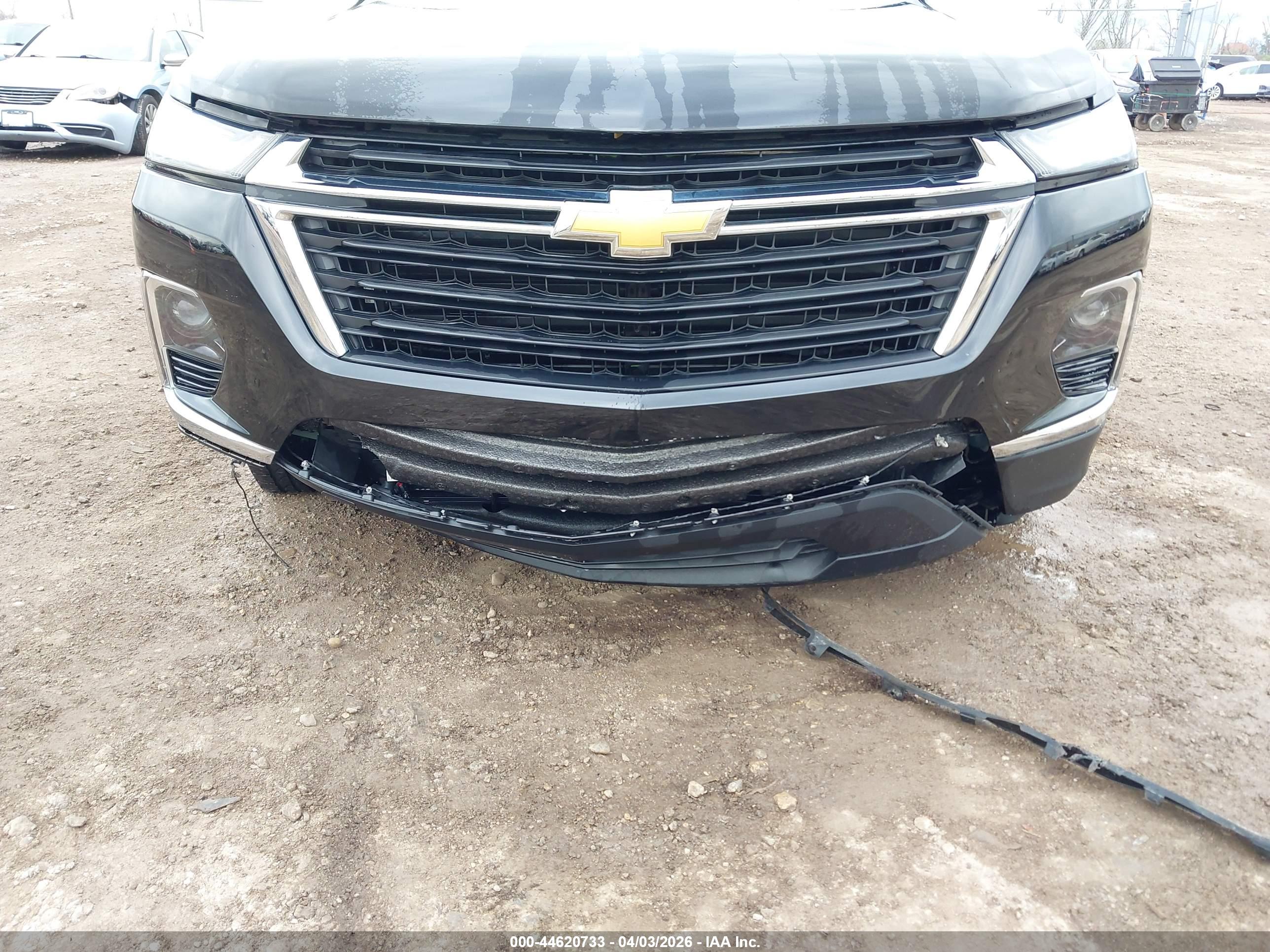 CHEVROLET TRAVERSE image 6
