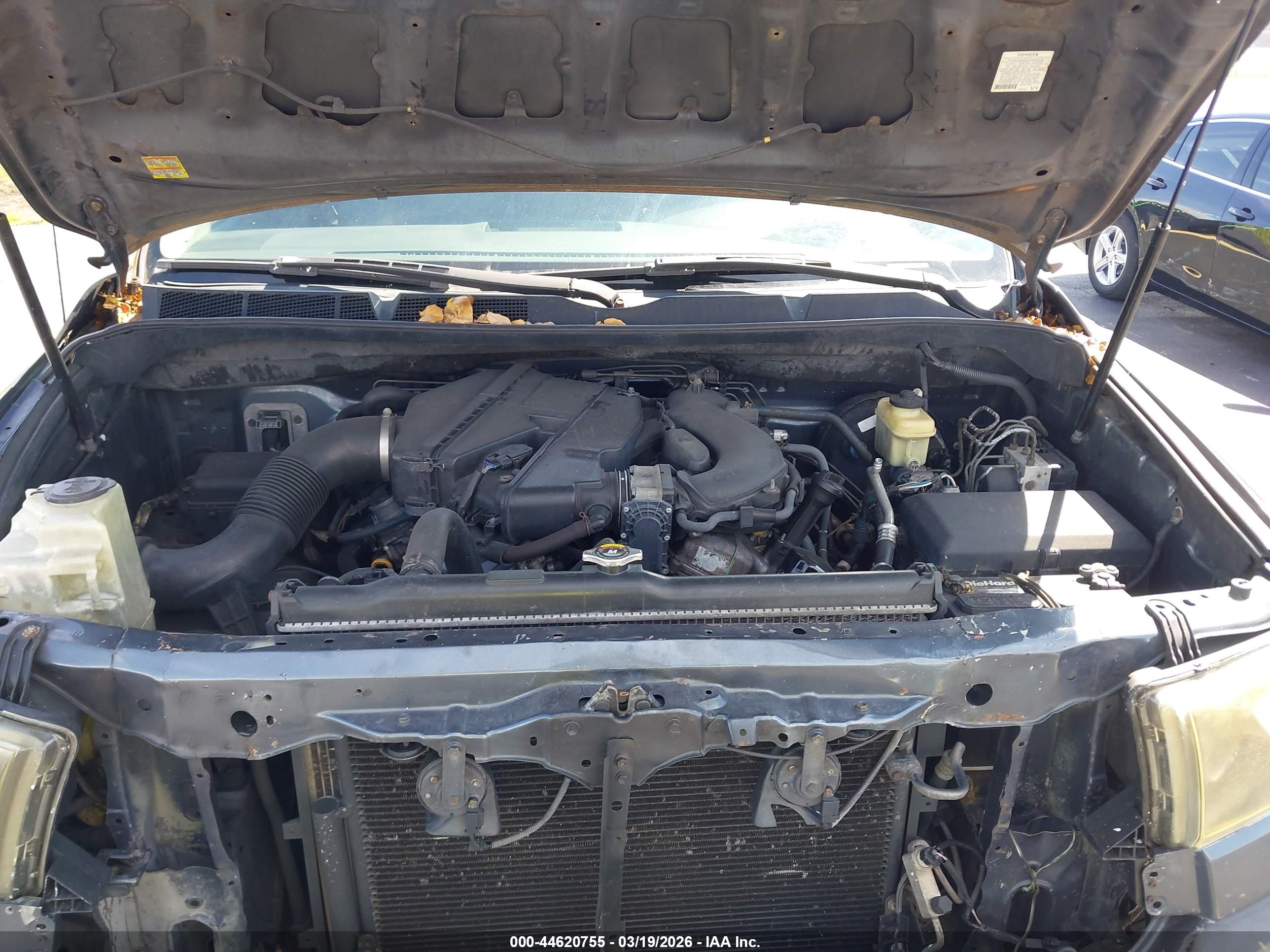 TOYOTA TUNDRA image 10