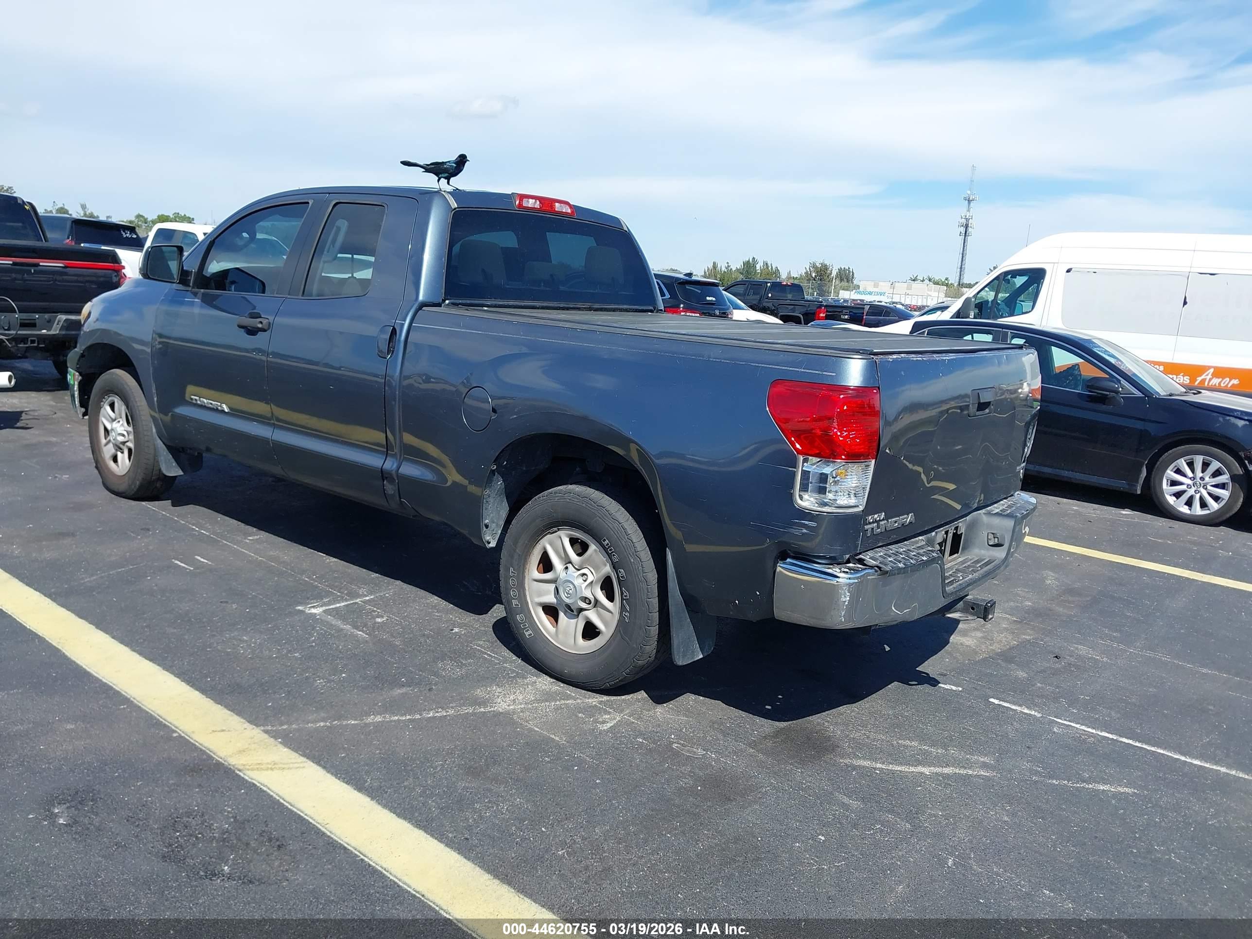 TOYOTA TUNDRA image 3