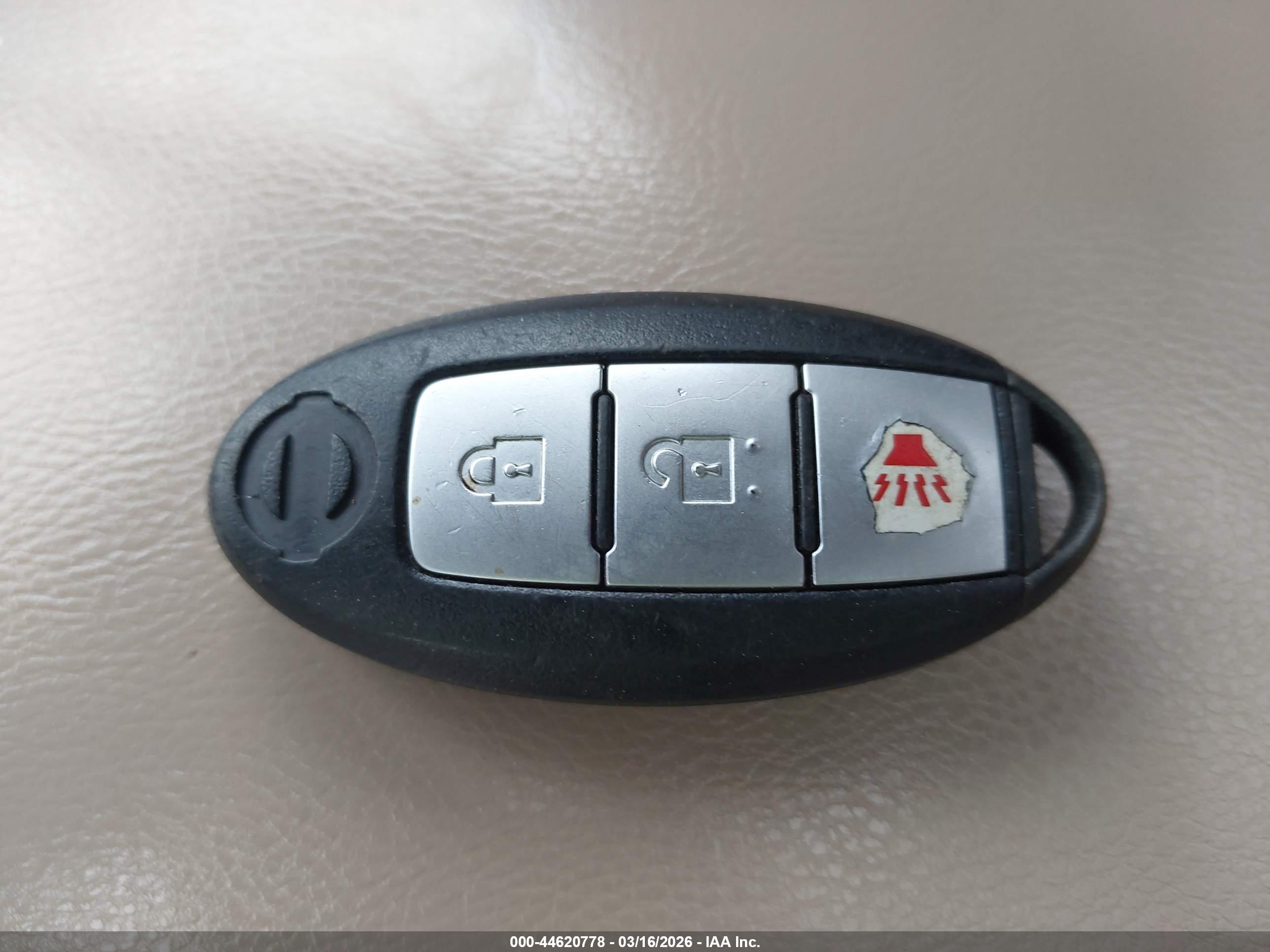 NISSAN ROGUE image 11