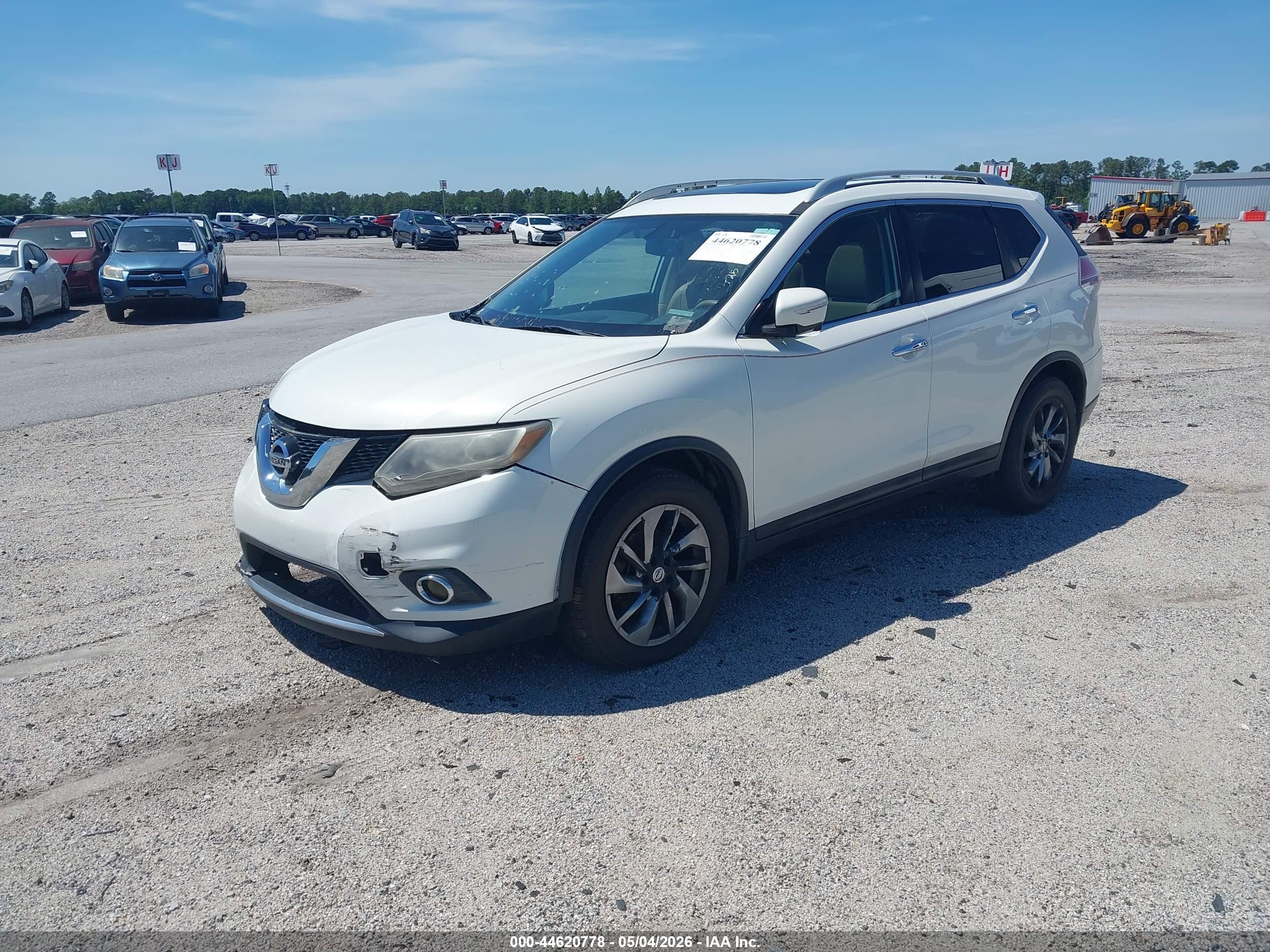 NISSAN ROGUE image 2