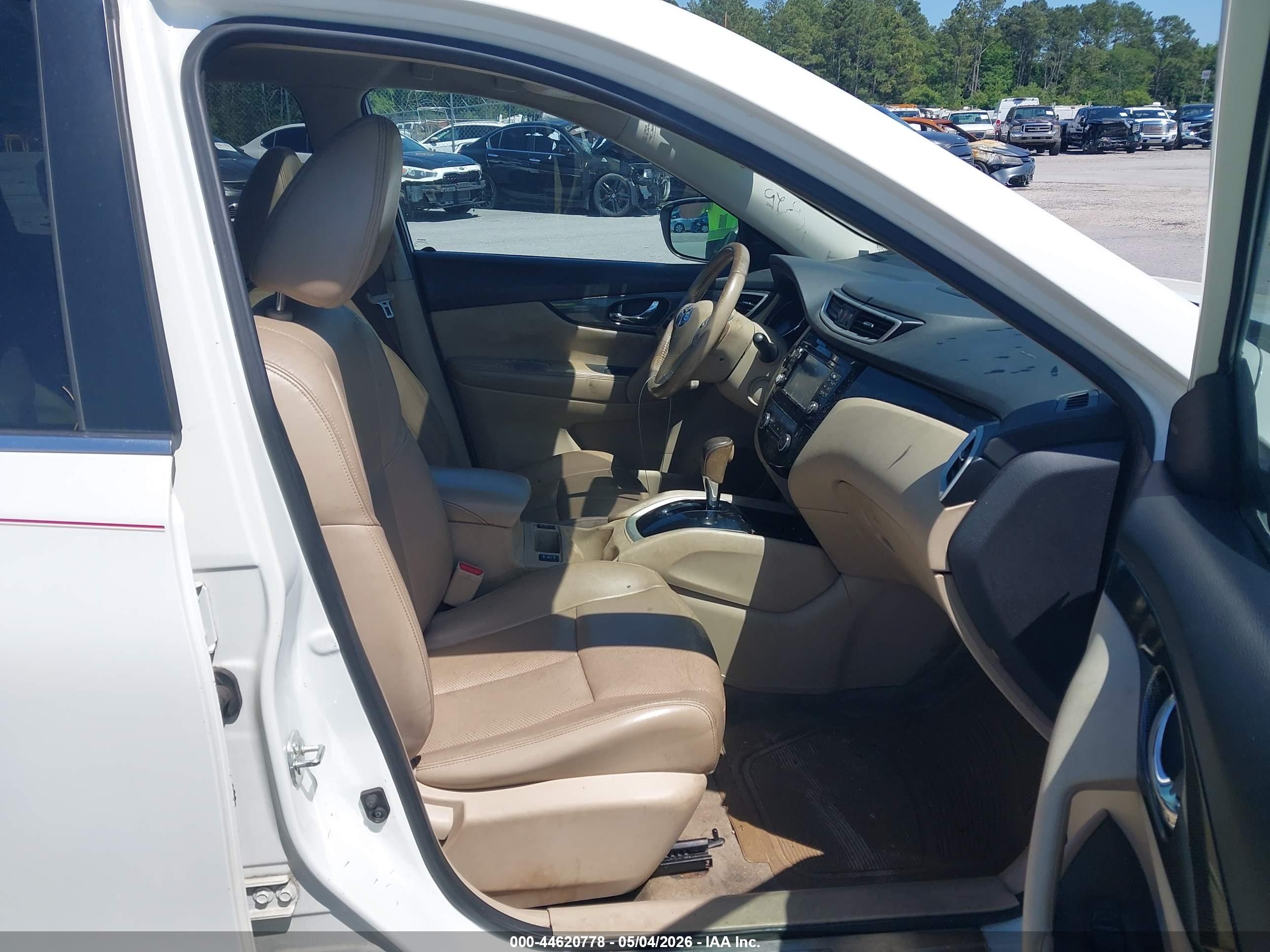 NISSAN ROGUE image 5