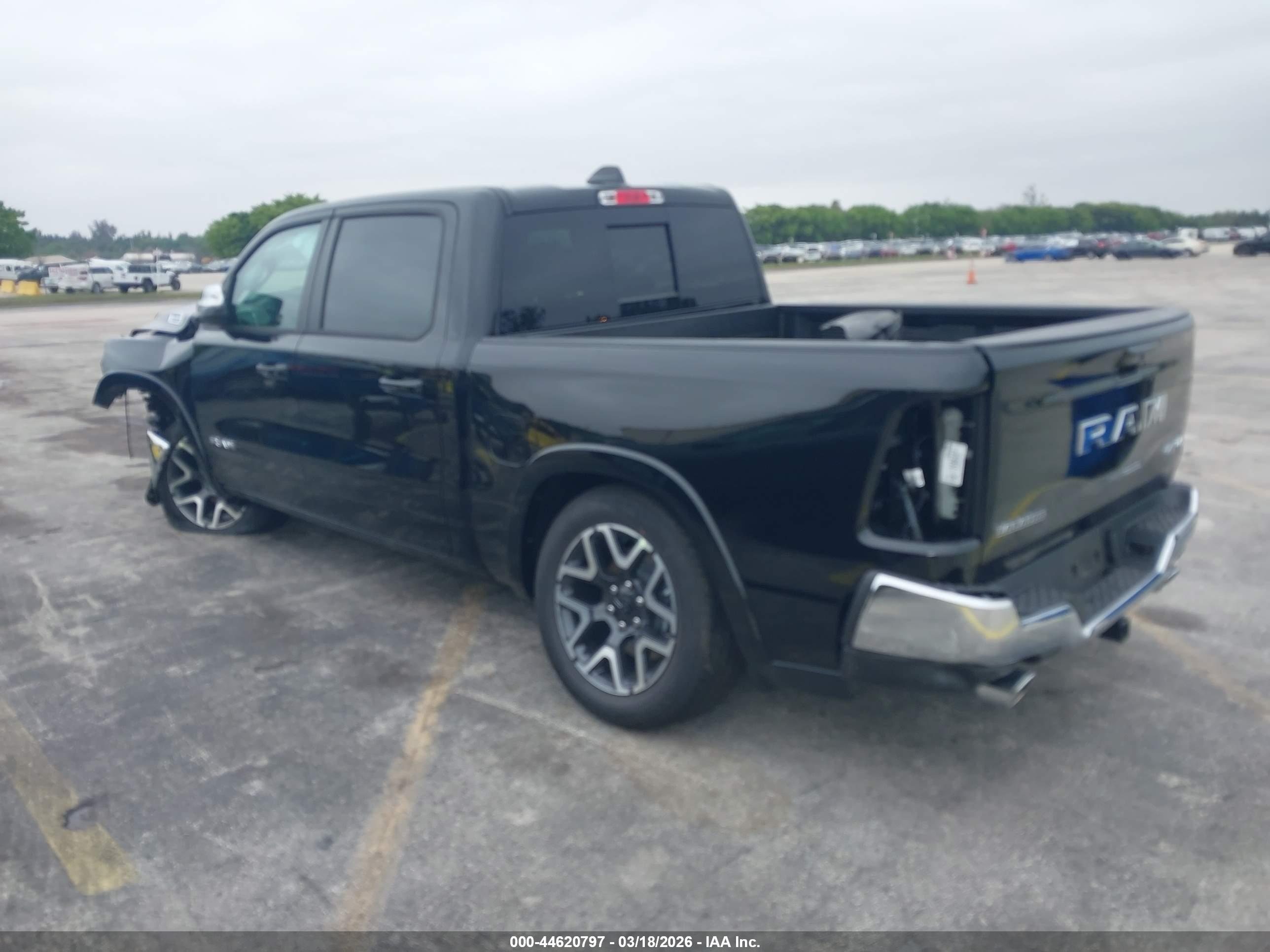 RAM 1500 image 3