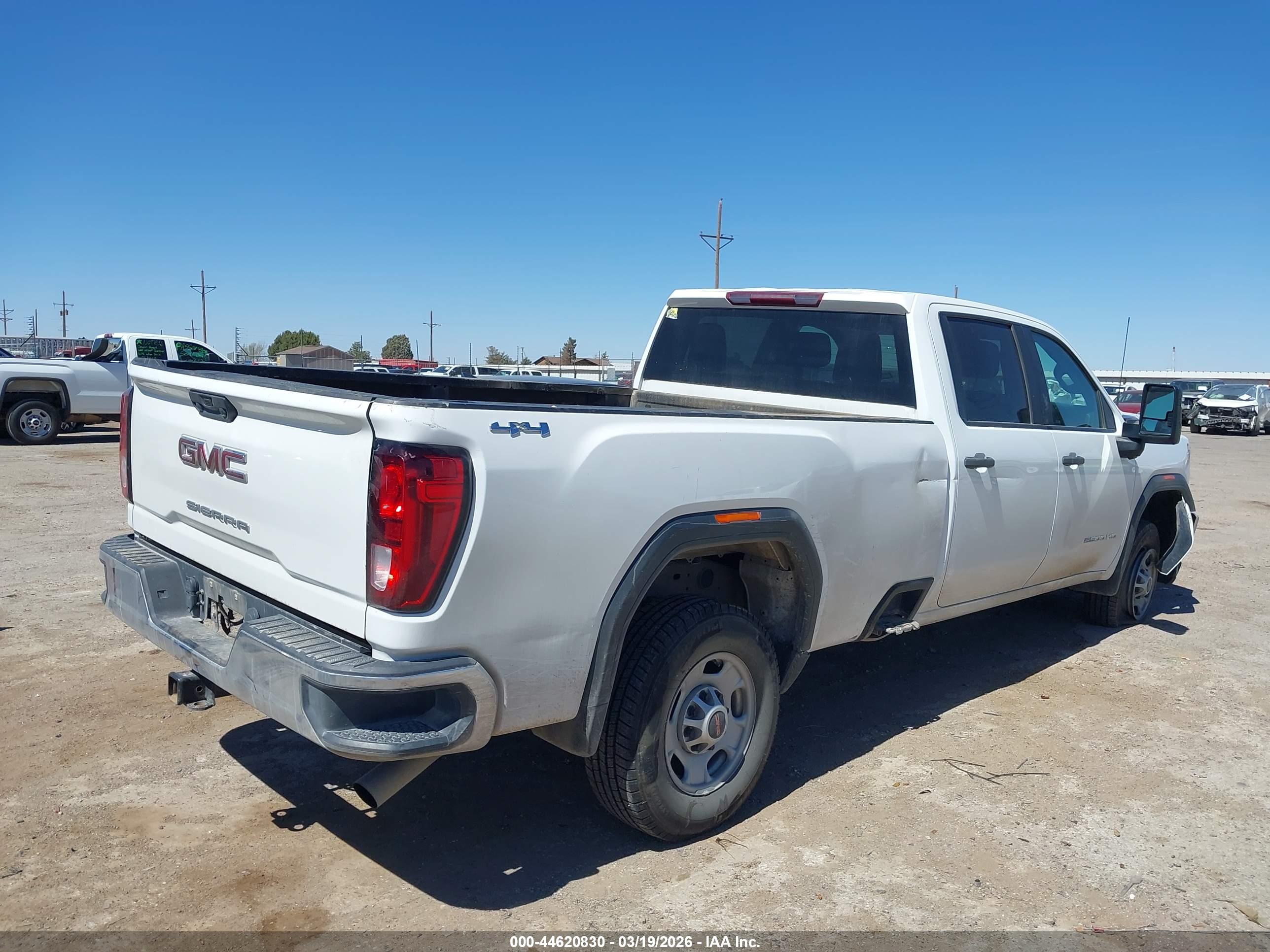 GMC SIERRA image 4