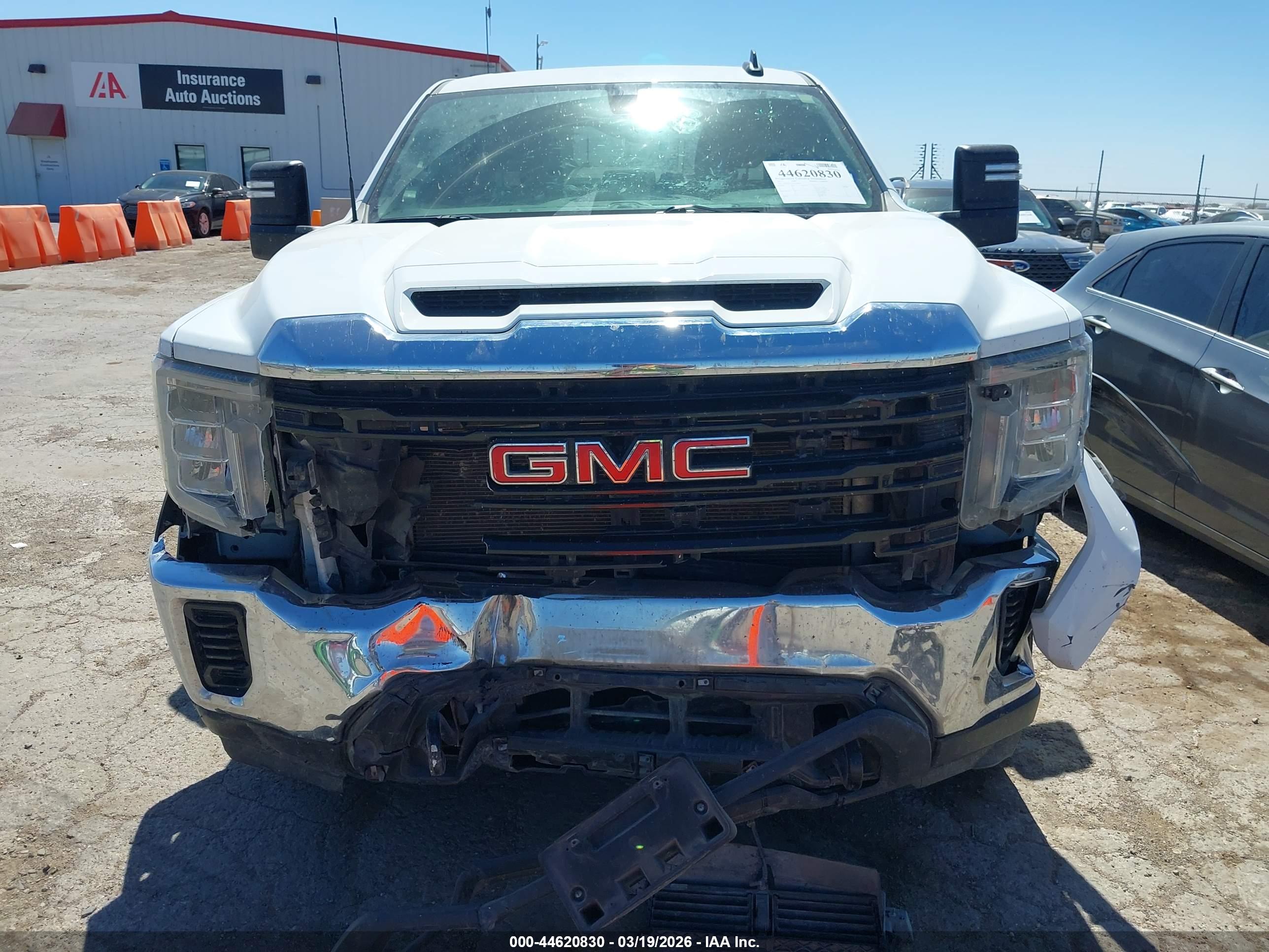 GMC SIERRA image 6