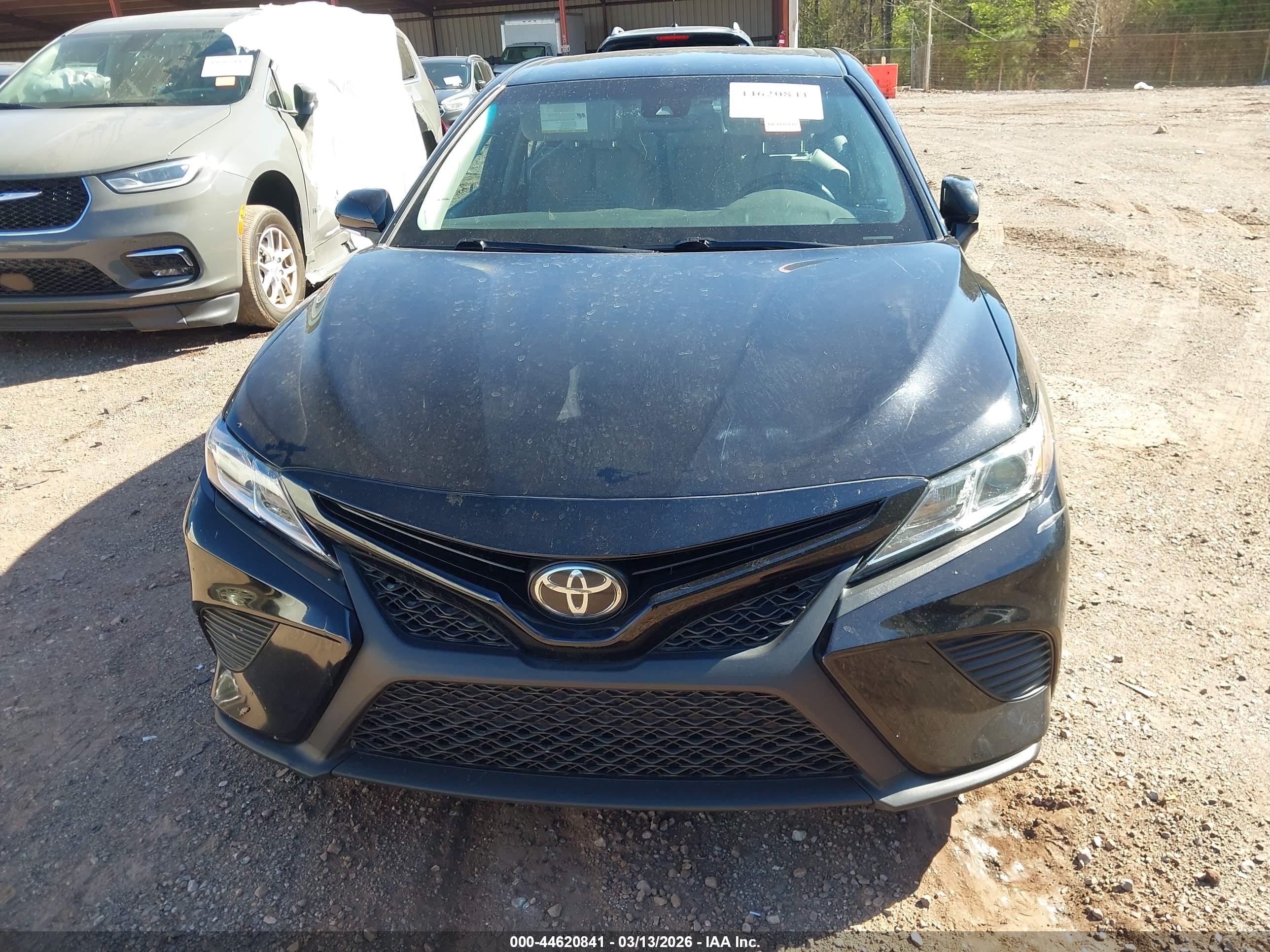 TOYOTA CAMRY image 6
