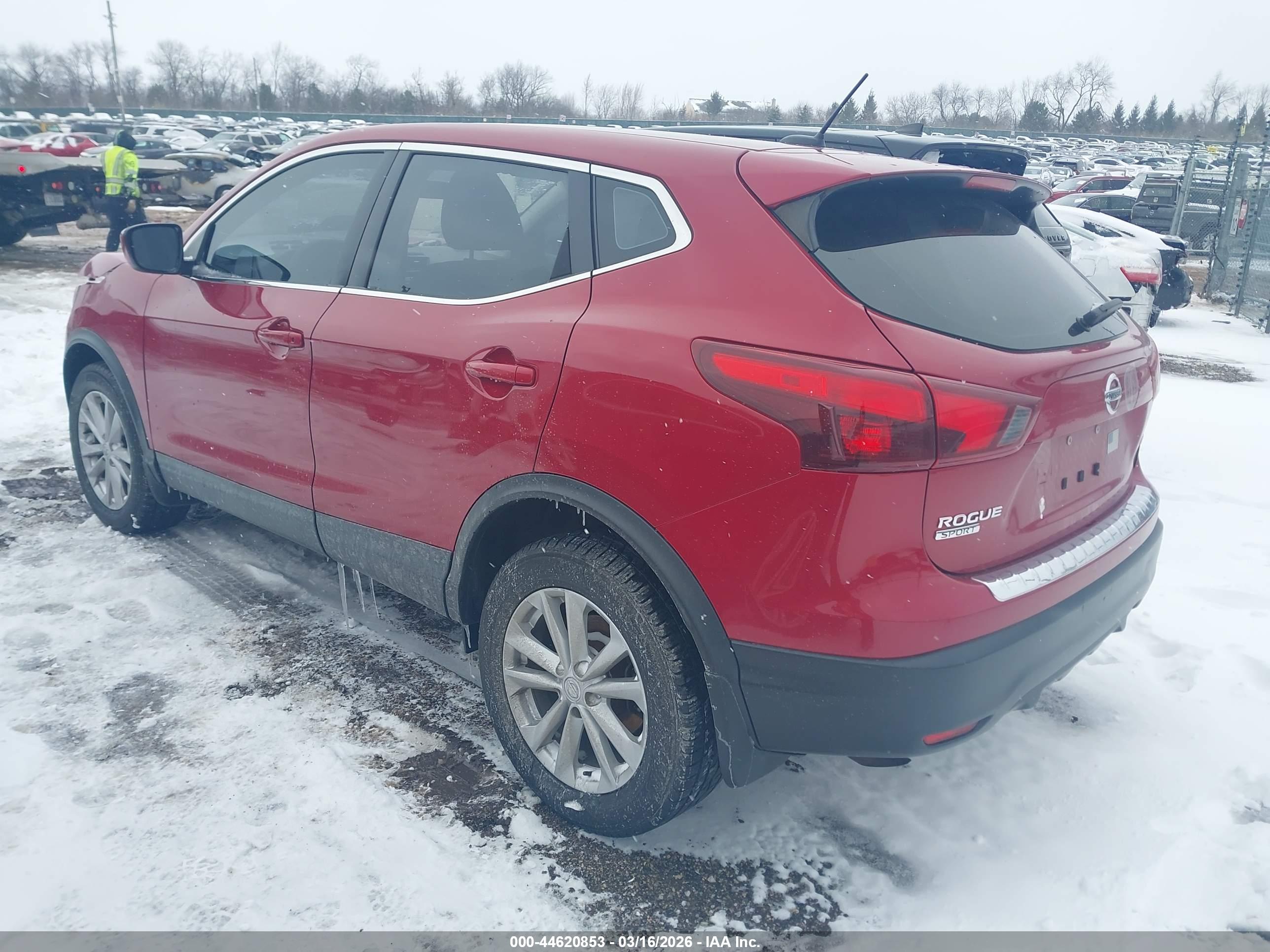 NISSAN ROGUE image 3