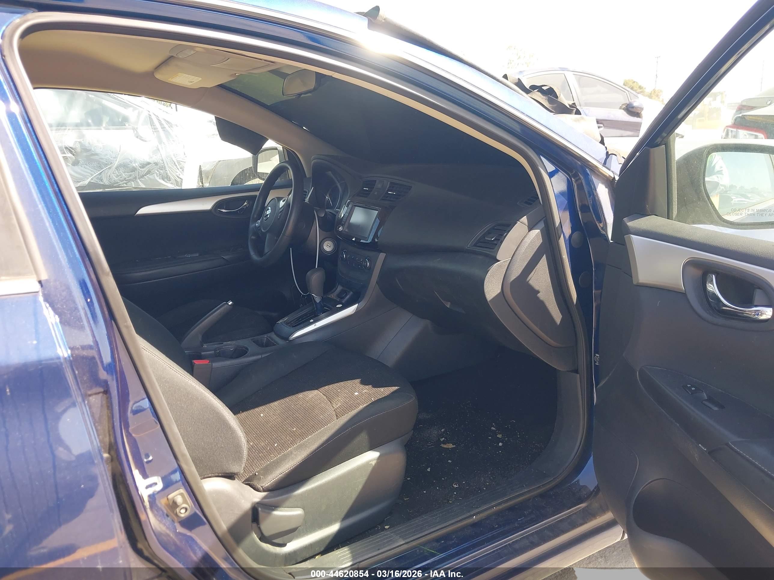 NISSAN SENTRA image 5