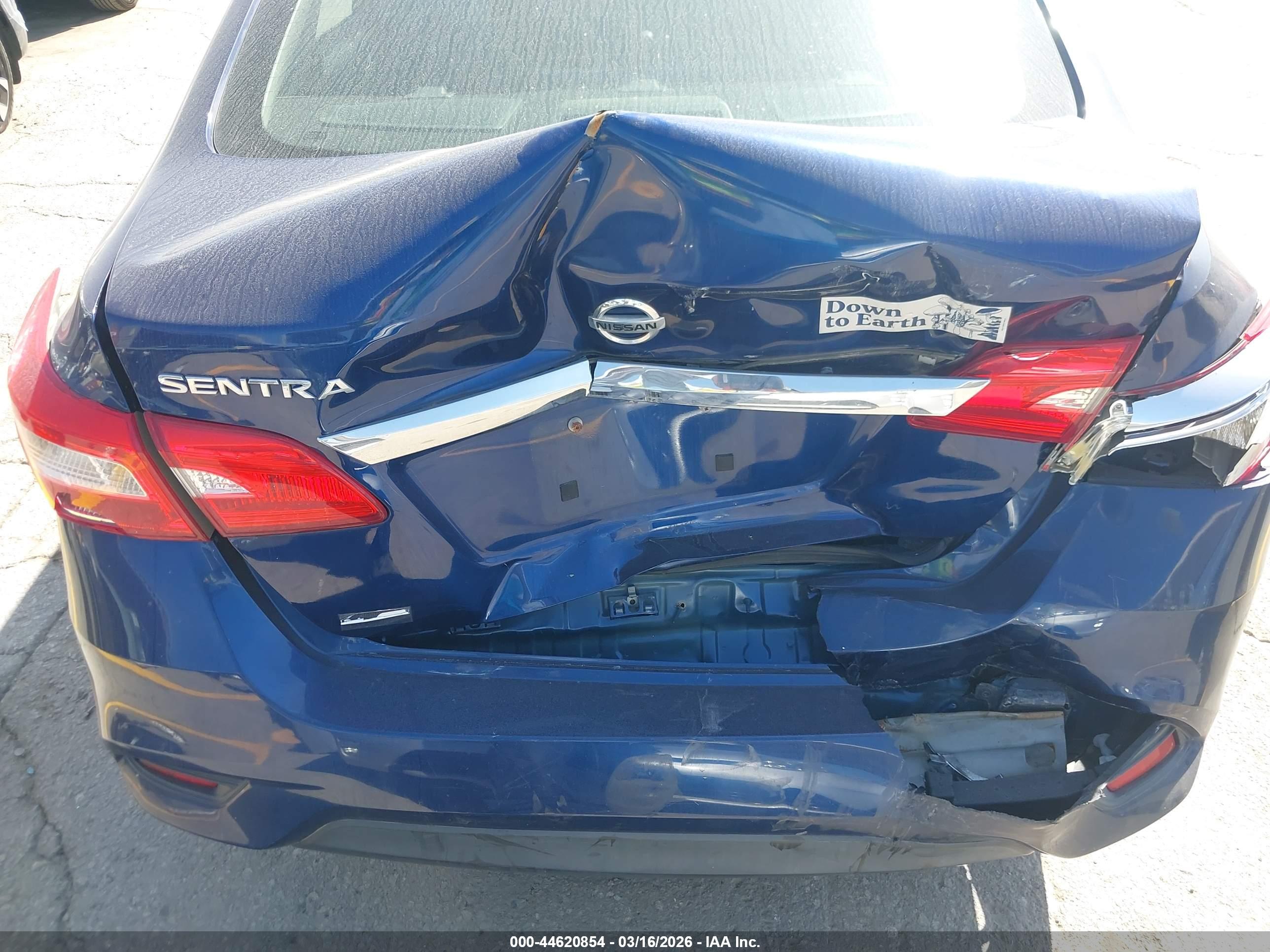 NISSAN SENTRA image 6
