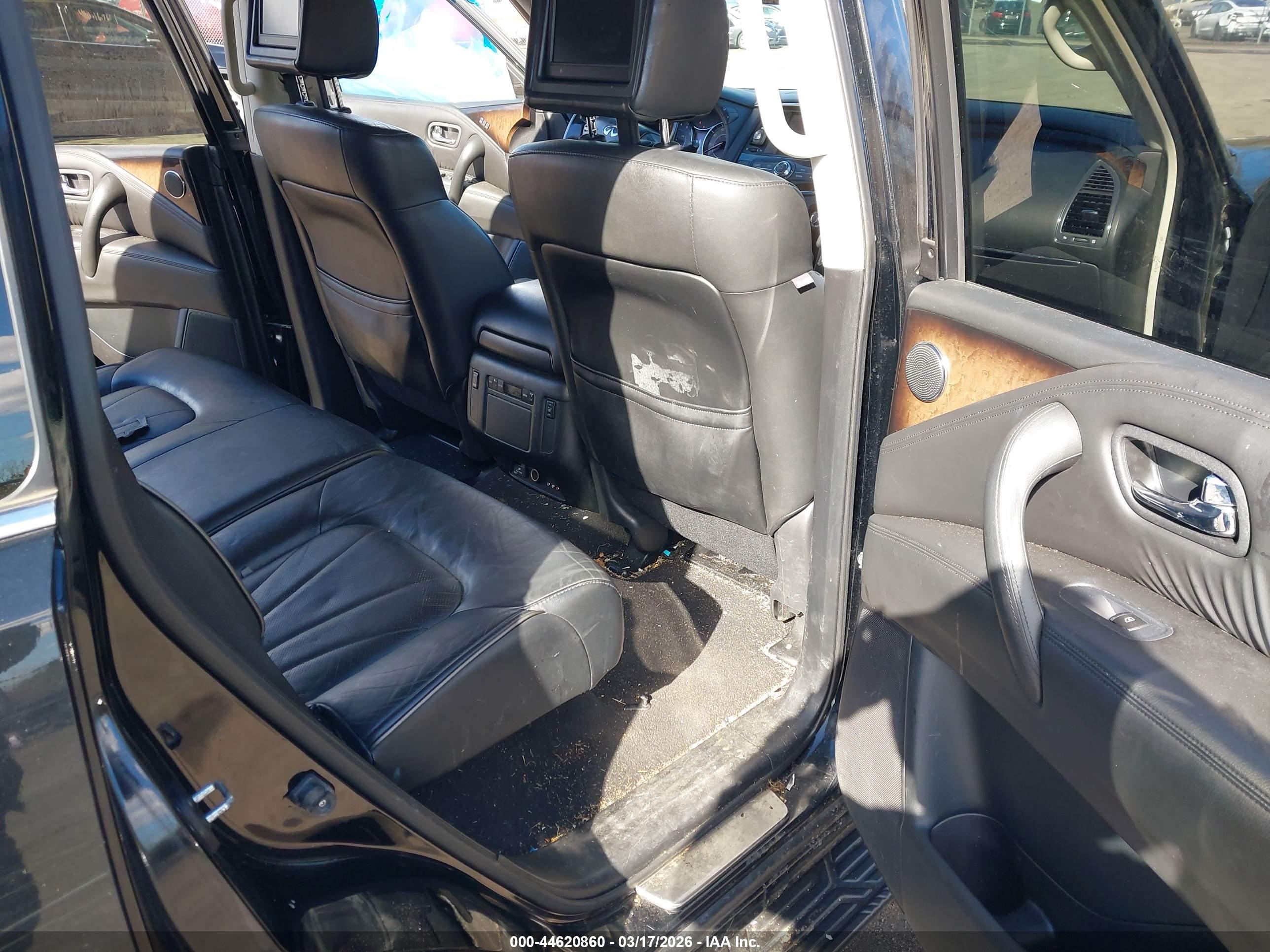 INFINITI QX80 image 8