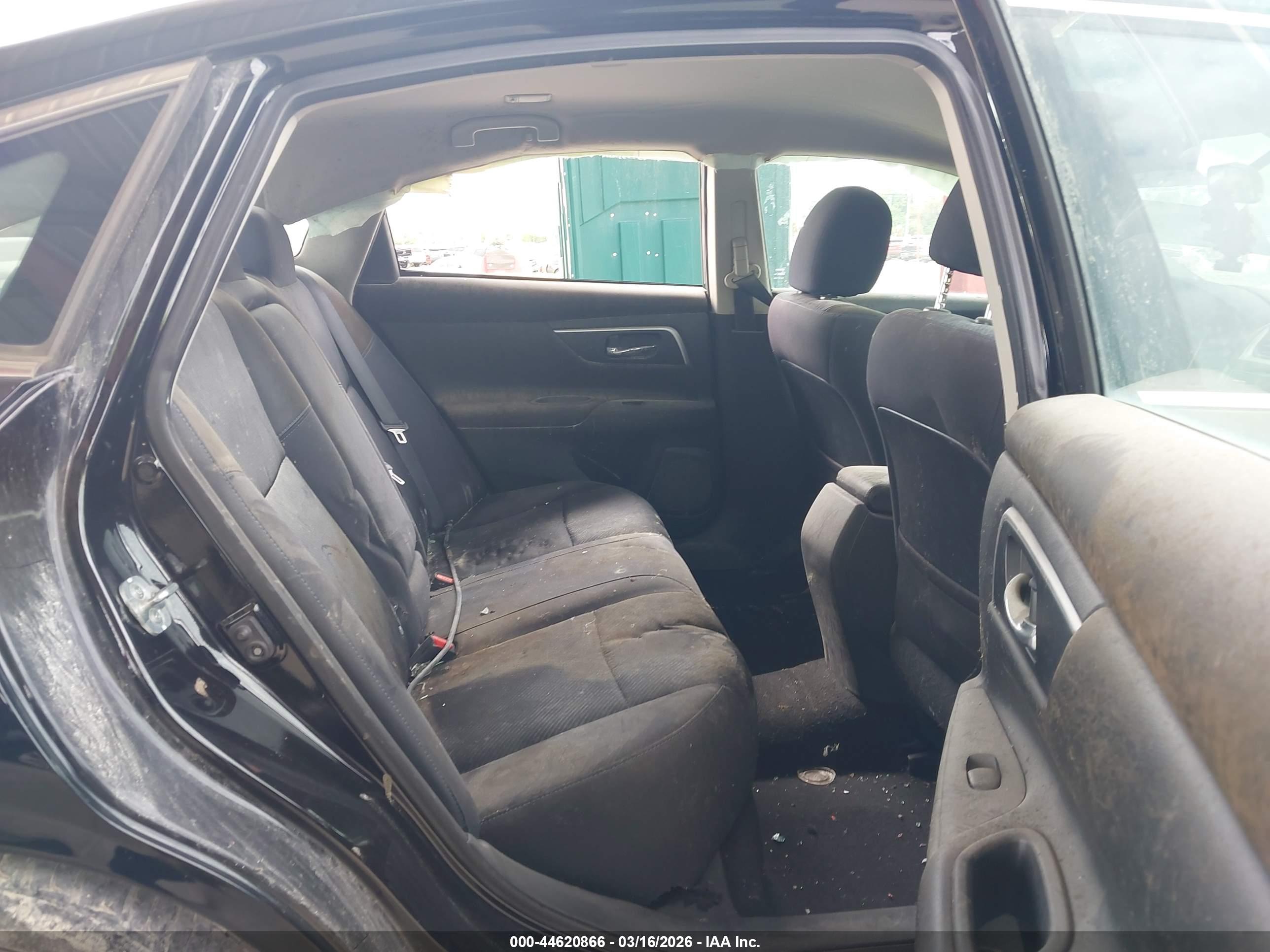 NISSAN ALTIMA image 8