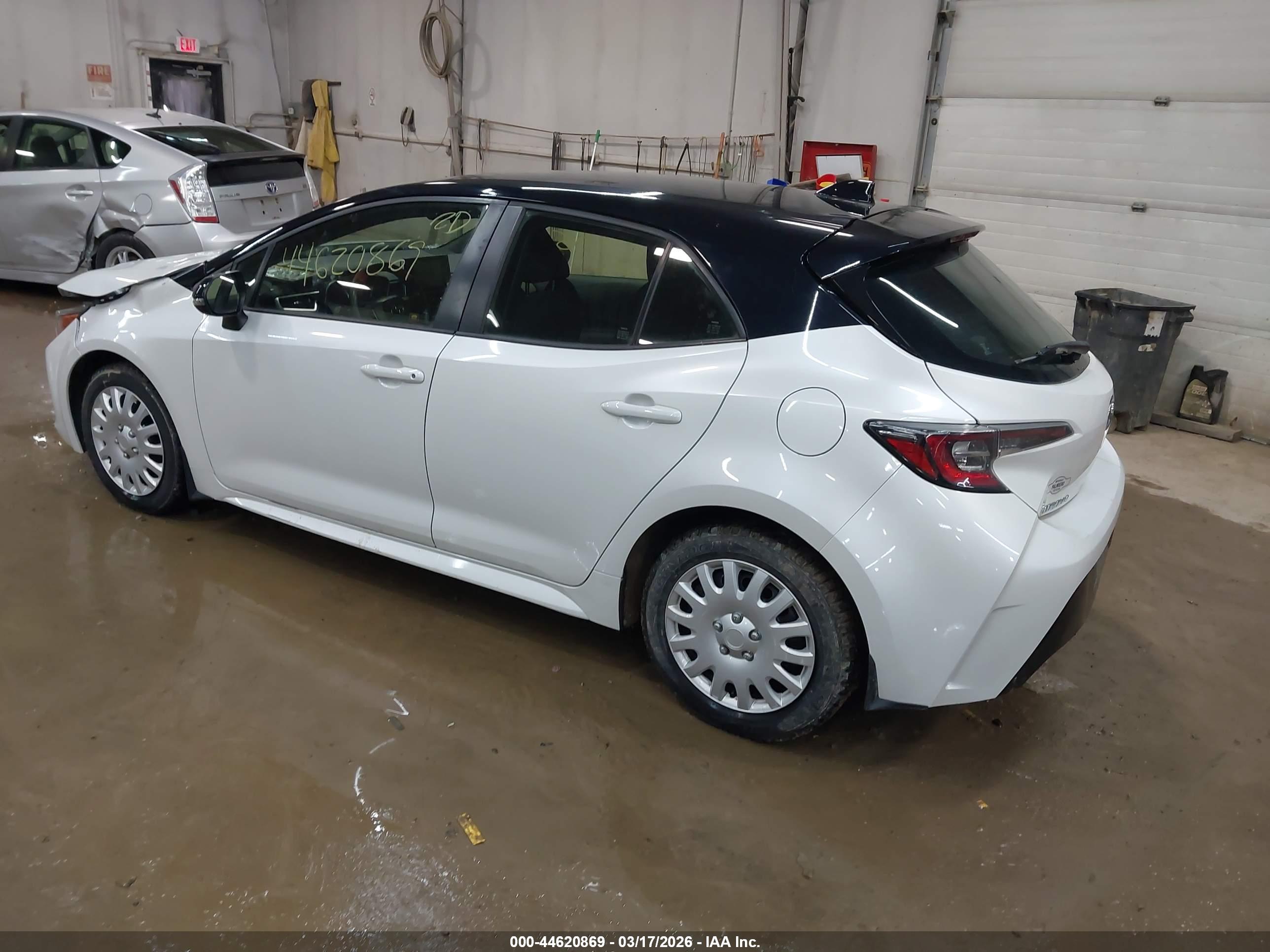 TOYOTA COROLLA image 3