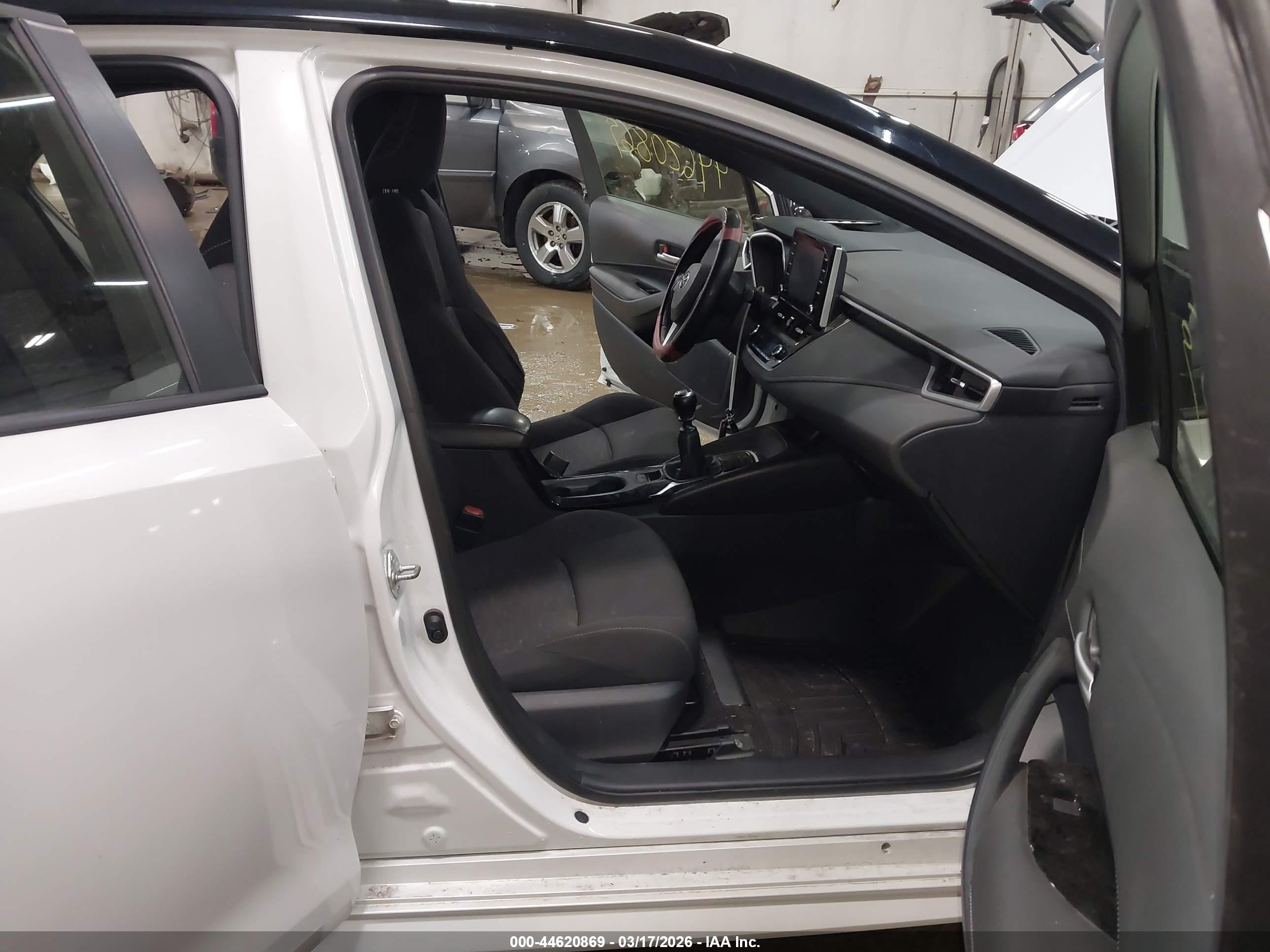 TOYOTA COROLLA image 5