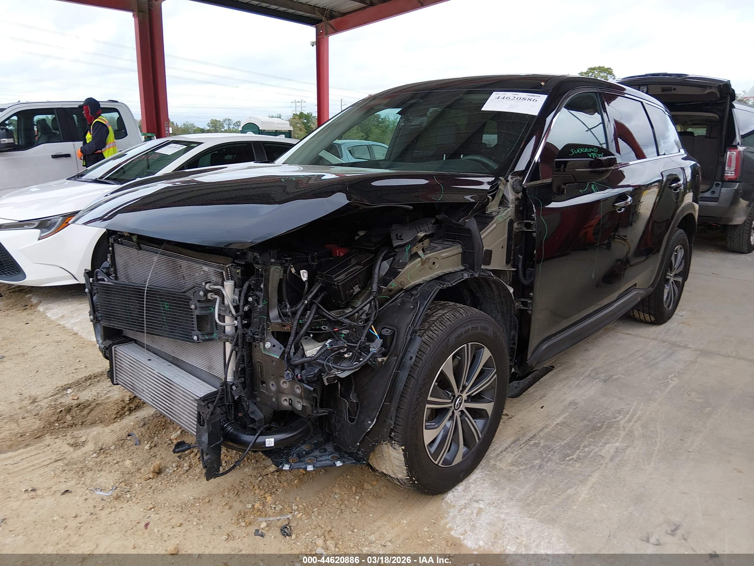 INFINITI QX60 image 2