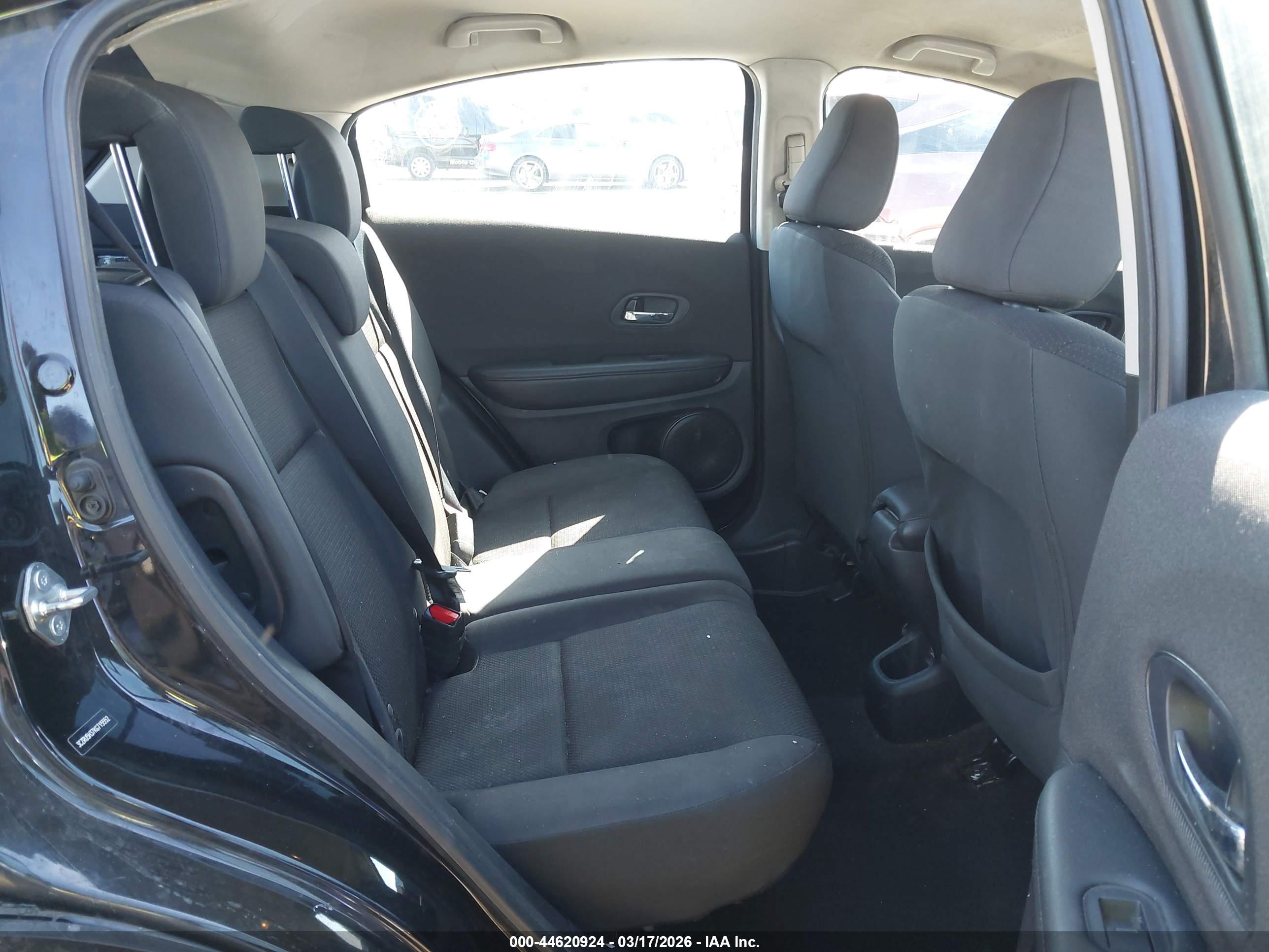 HONDA HR-V image 8