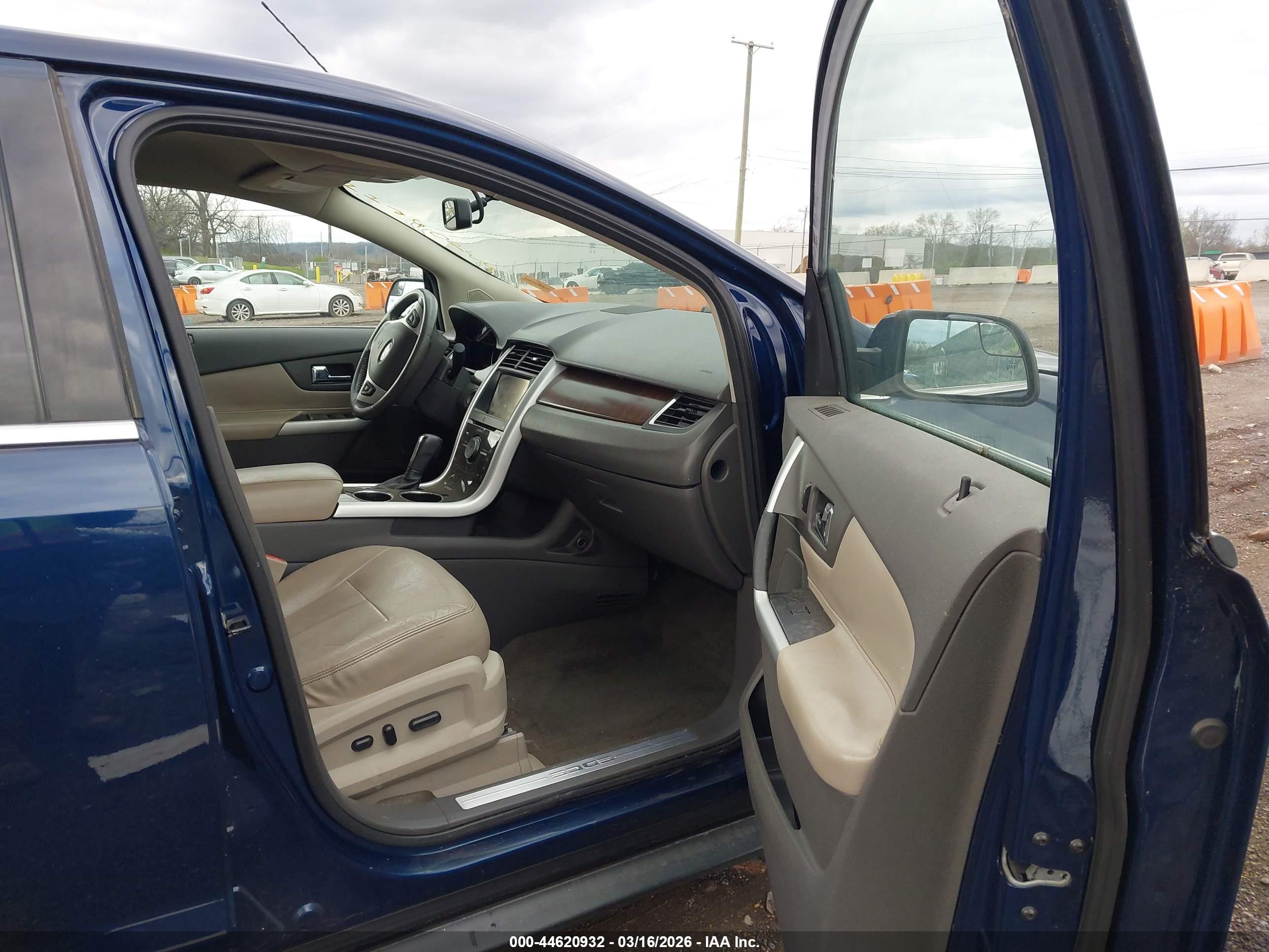 FORD EDGE image 5