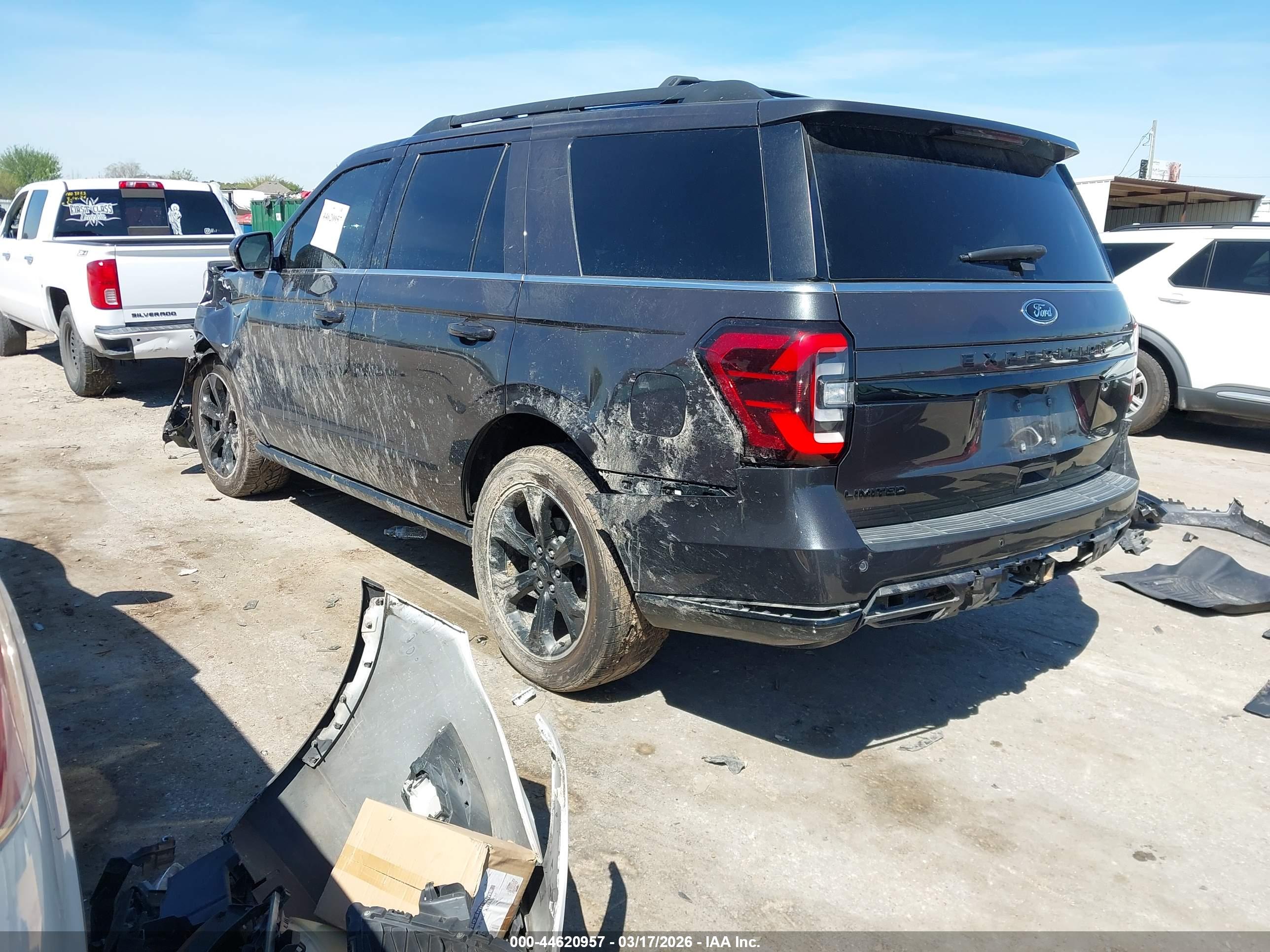 FORD EXPEDITION image 3