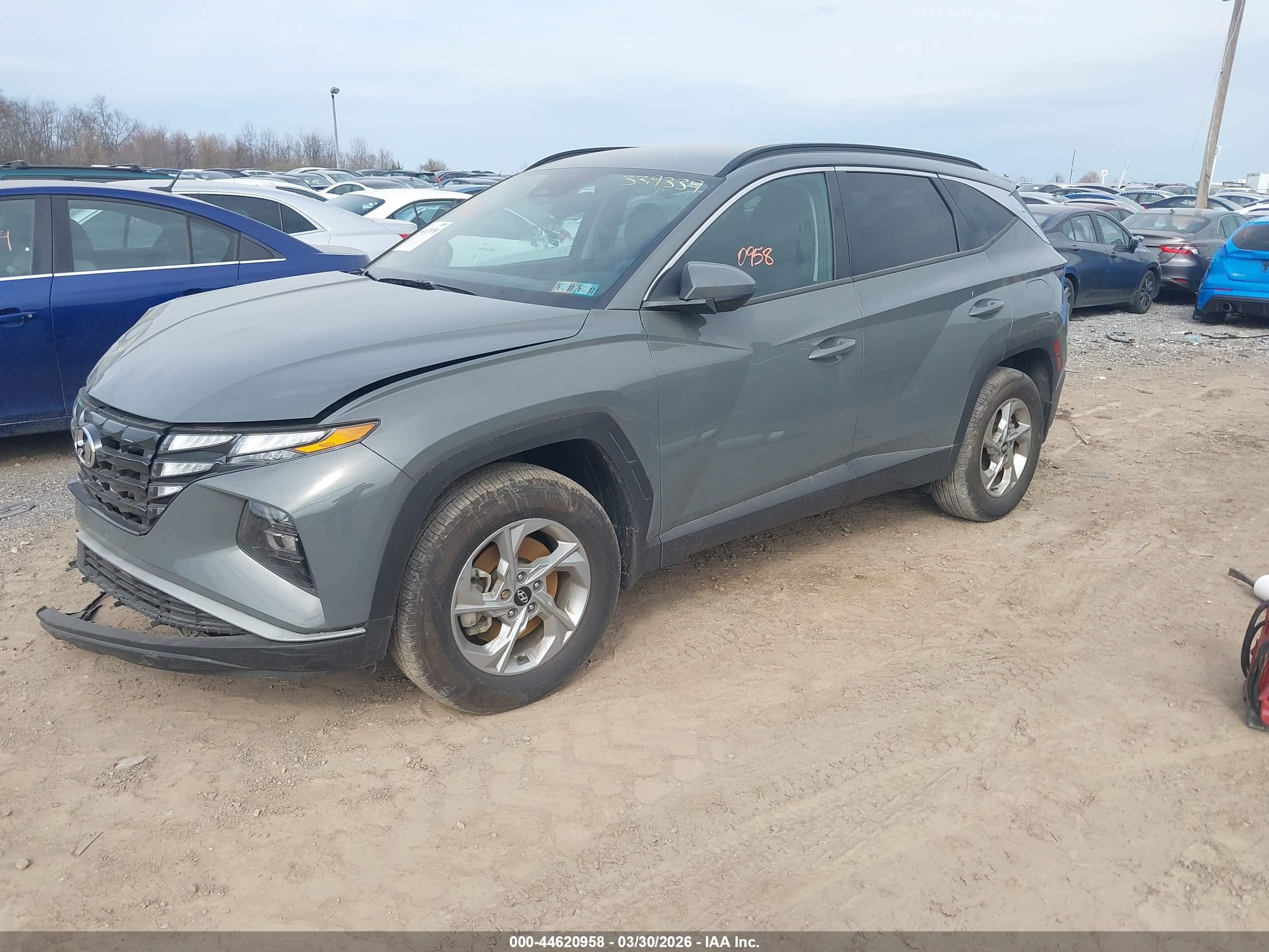 HYUNDAI TUCSON image 2
