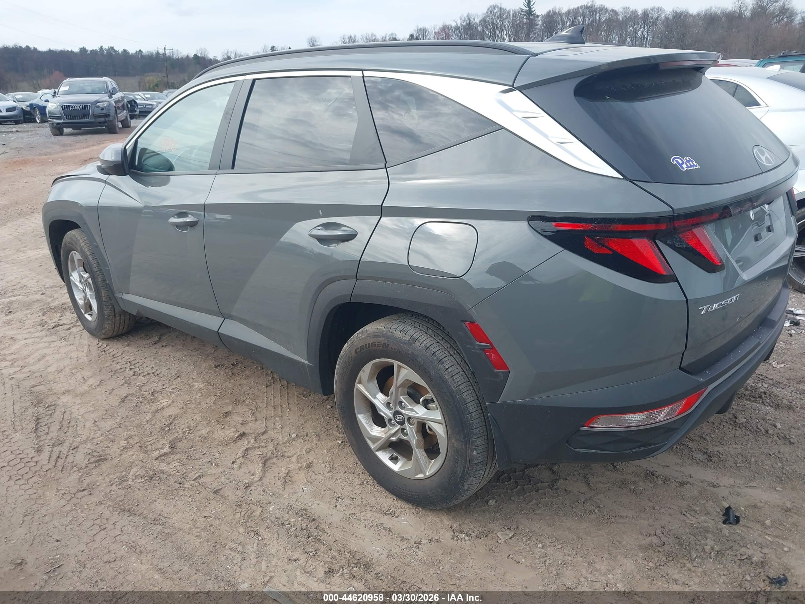 HYUNDAI TUCSON image 3