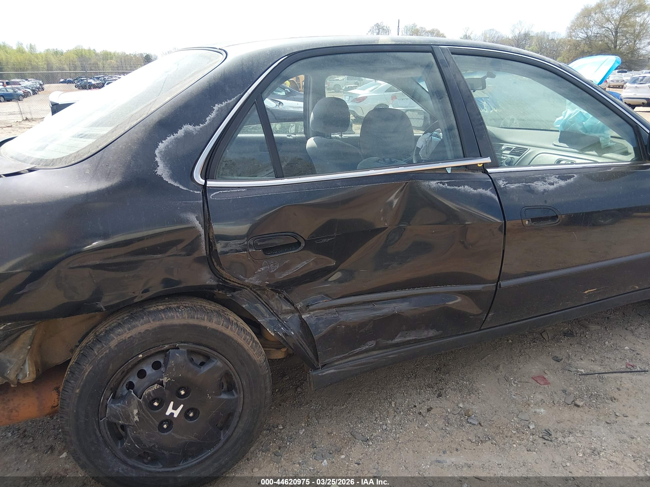 HONDA ACCORD image 6
