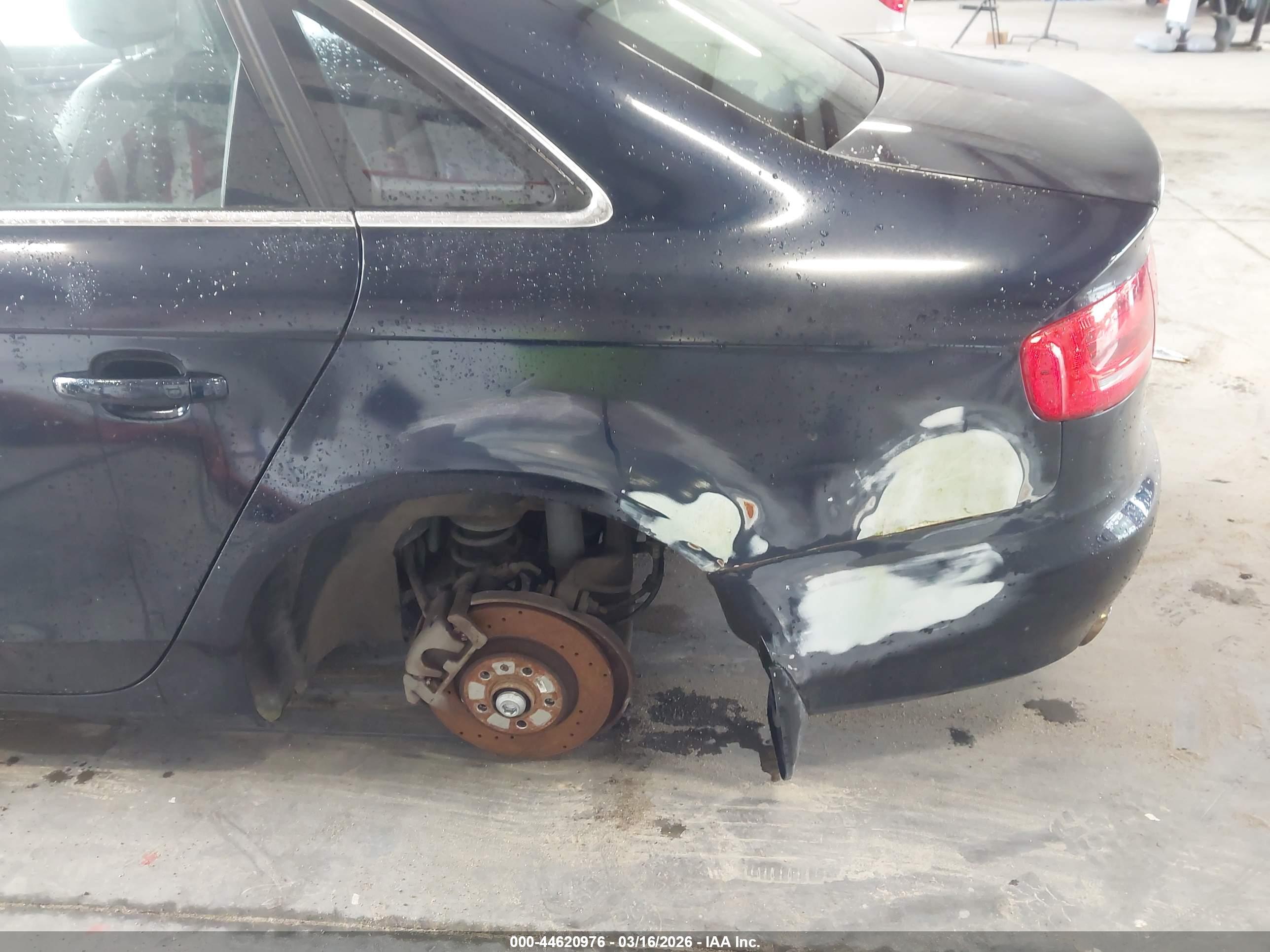 AUDI A4 image 6