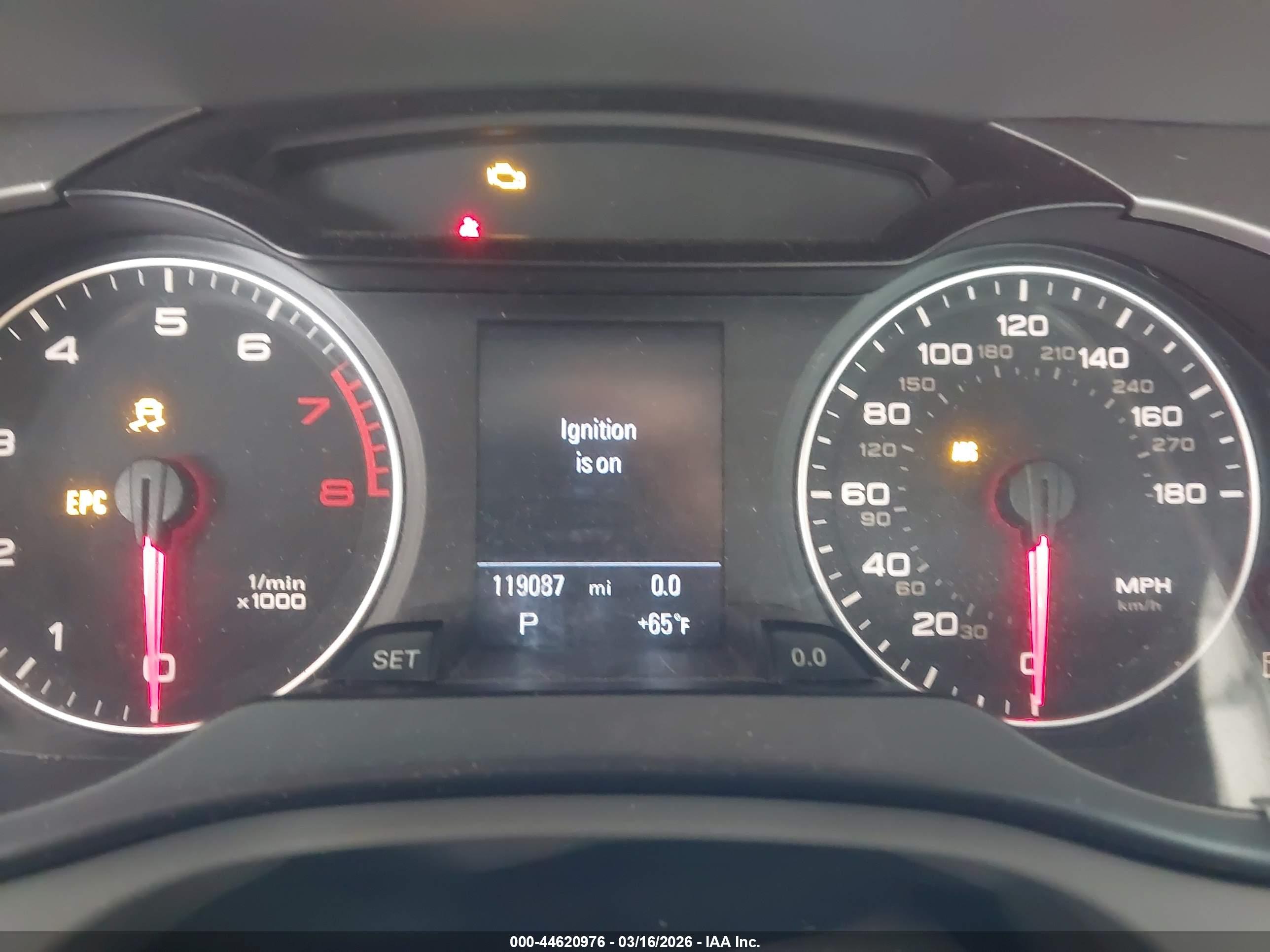 AUDI A4 image 7