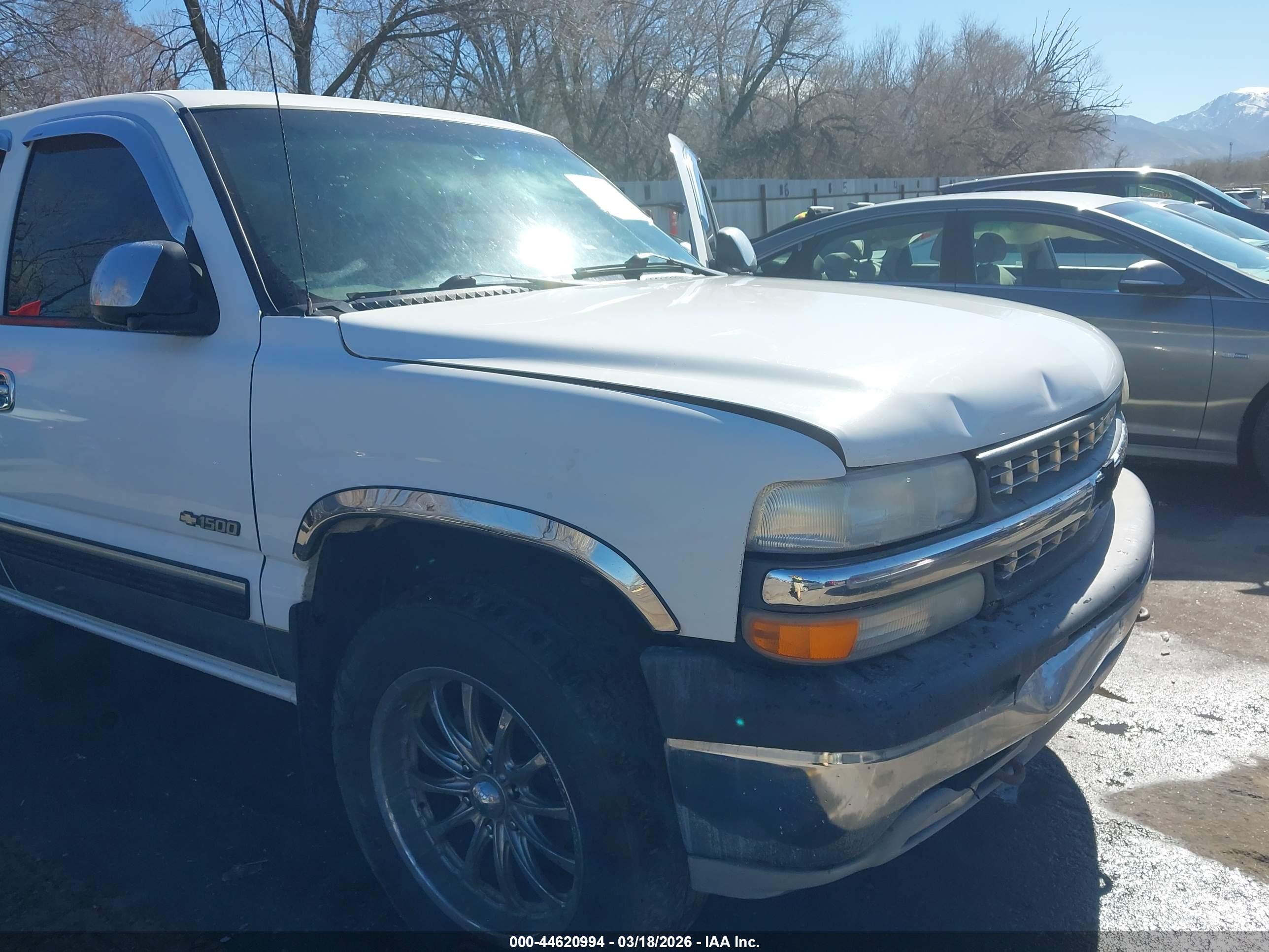CHEVROLET SILVERADO image 6