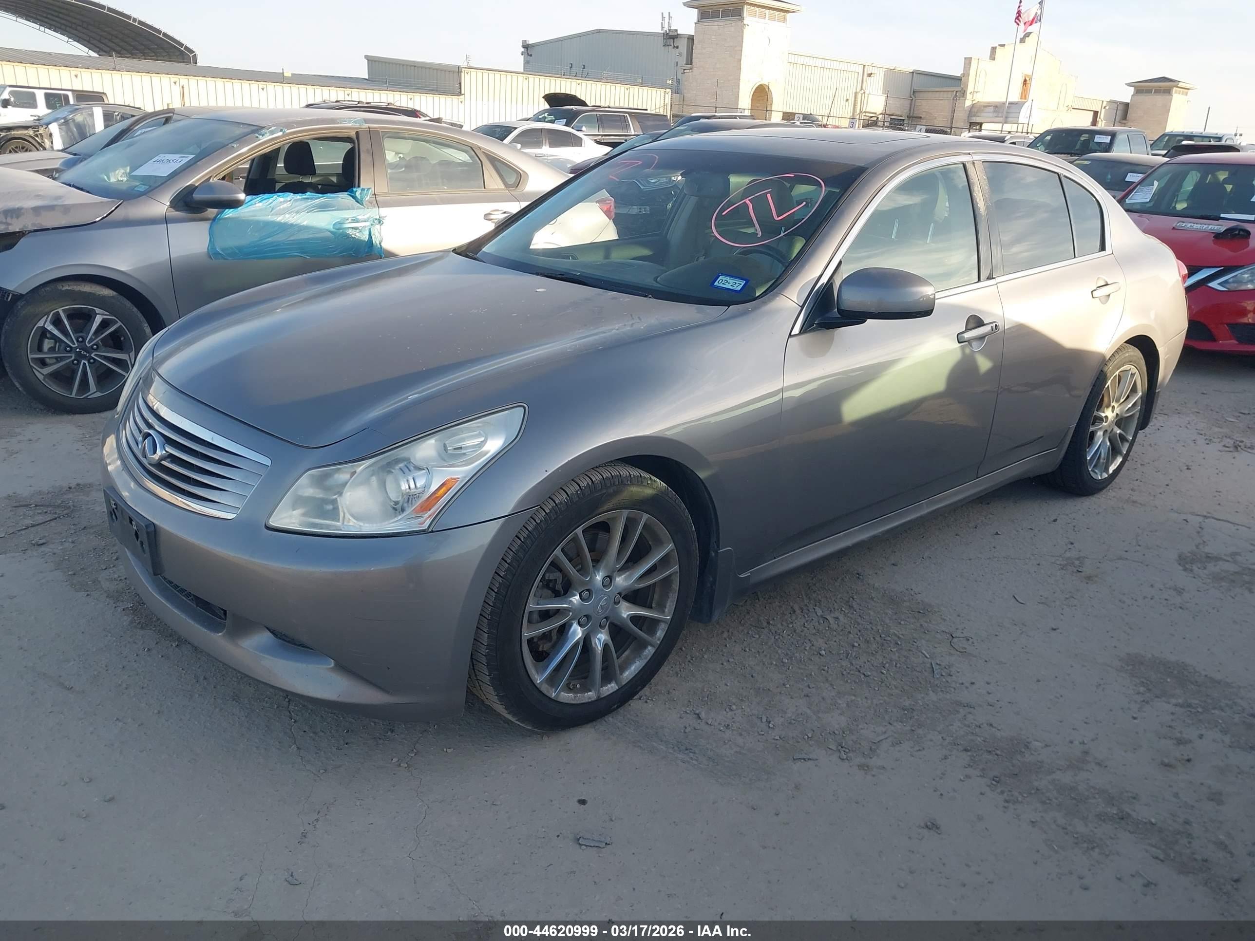 INFINITI G35 image 2
