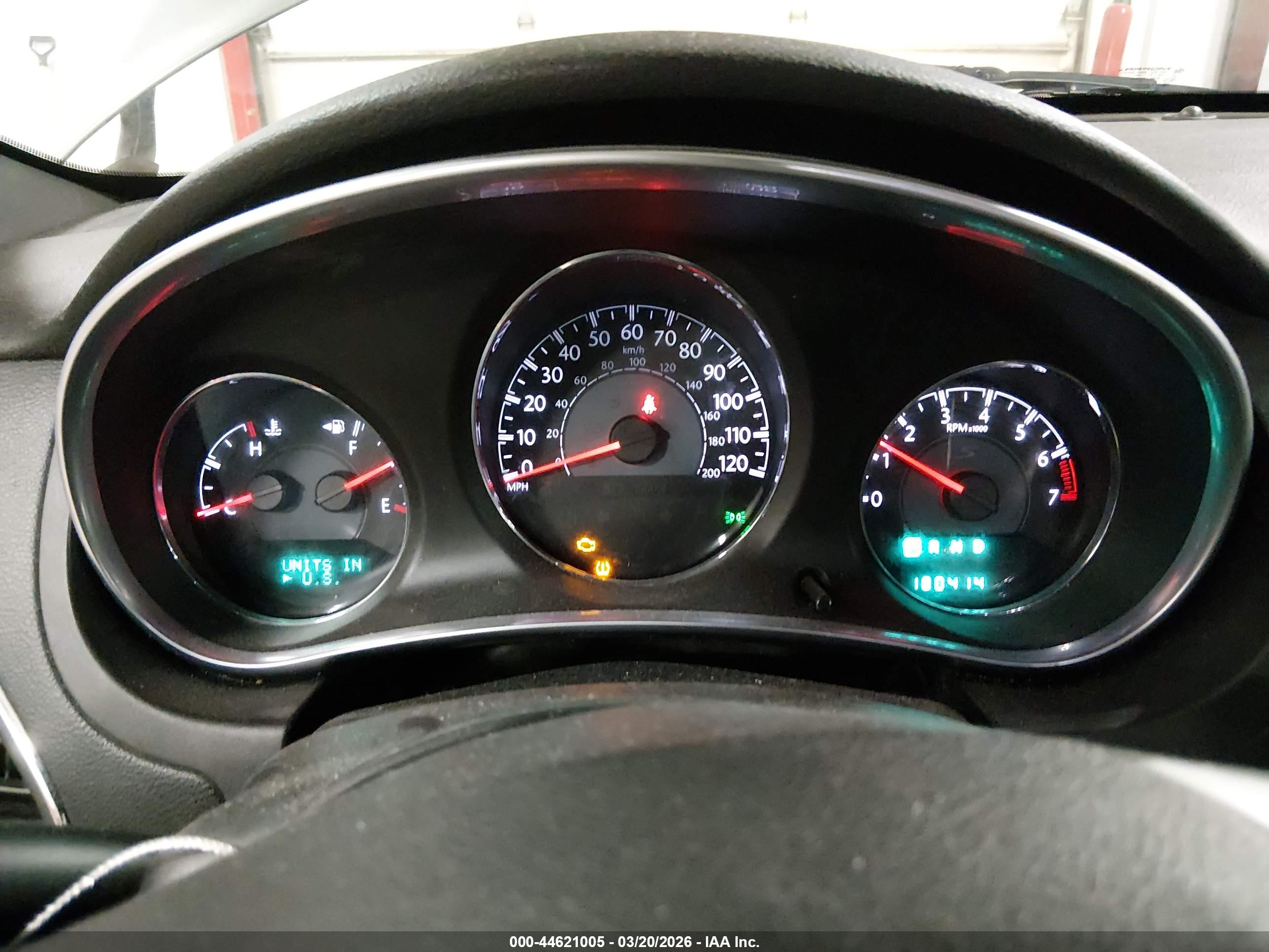CHRYSLER 200 image 7