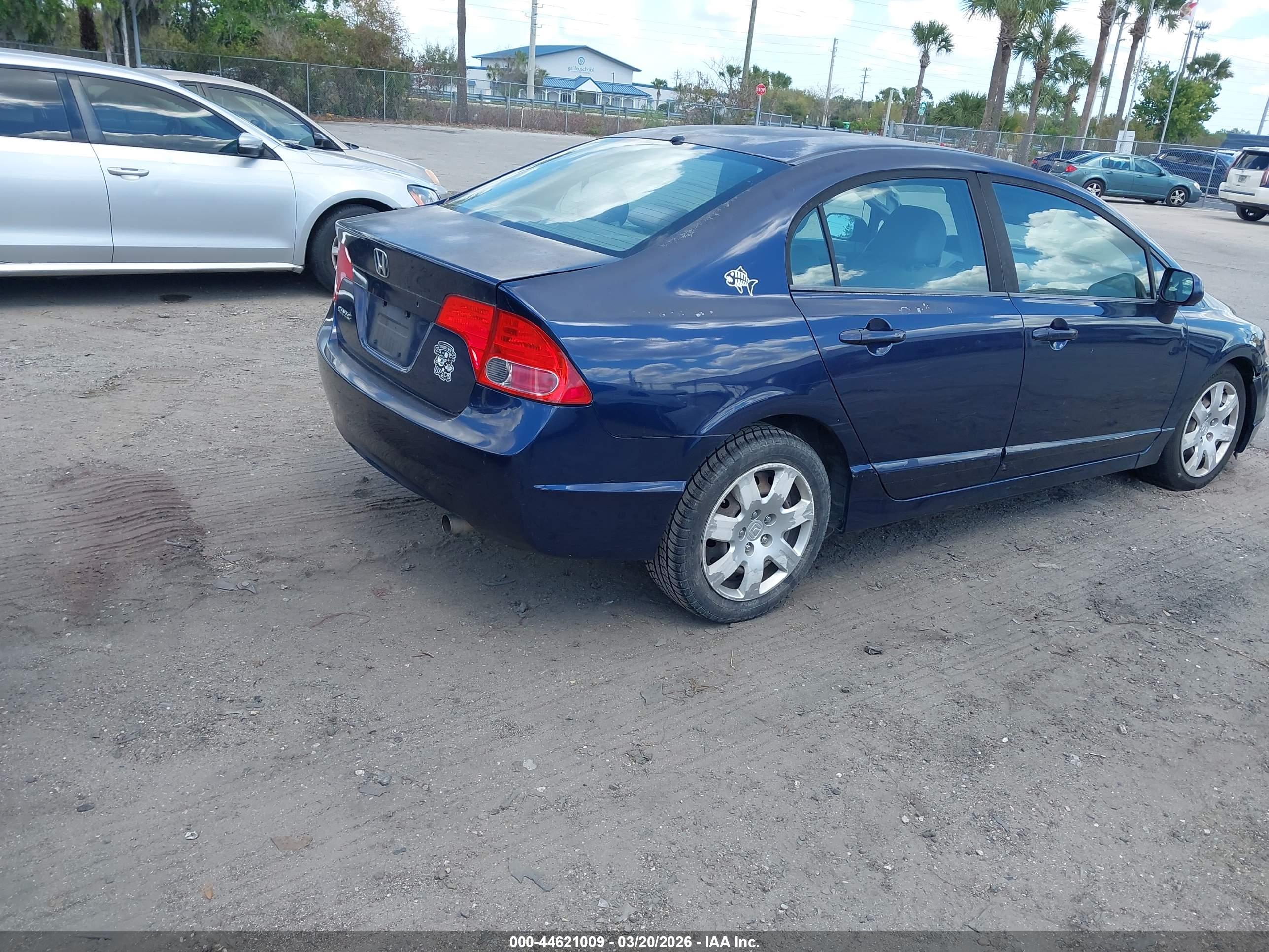 HONDA CIVIC image 4