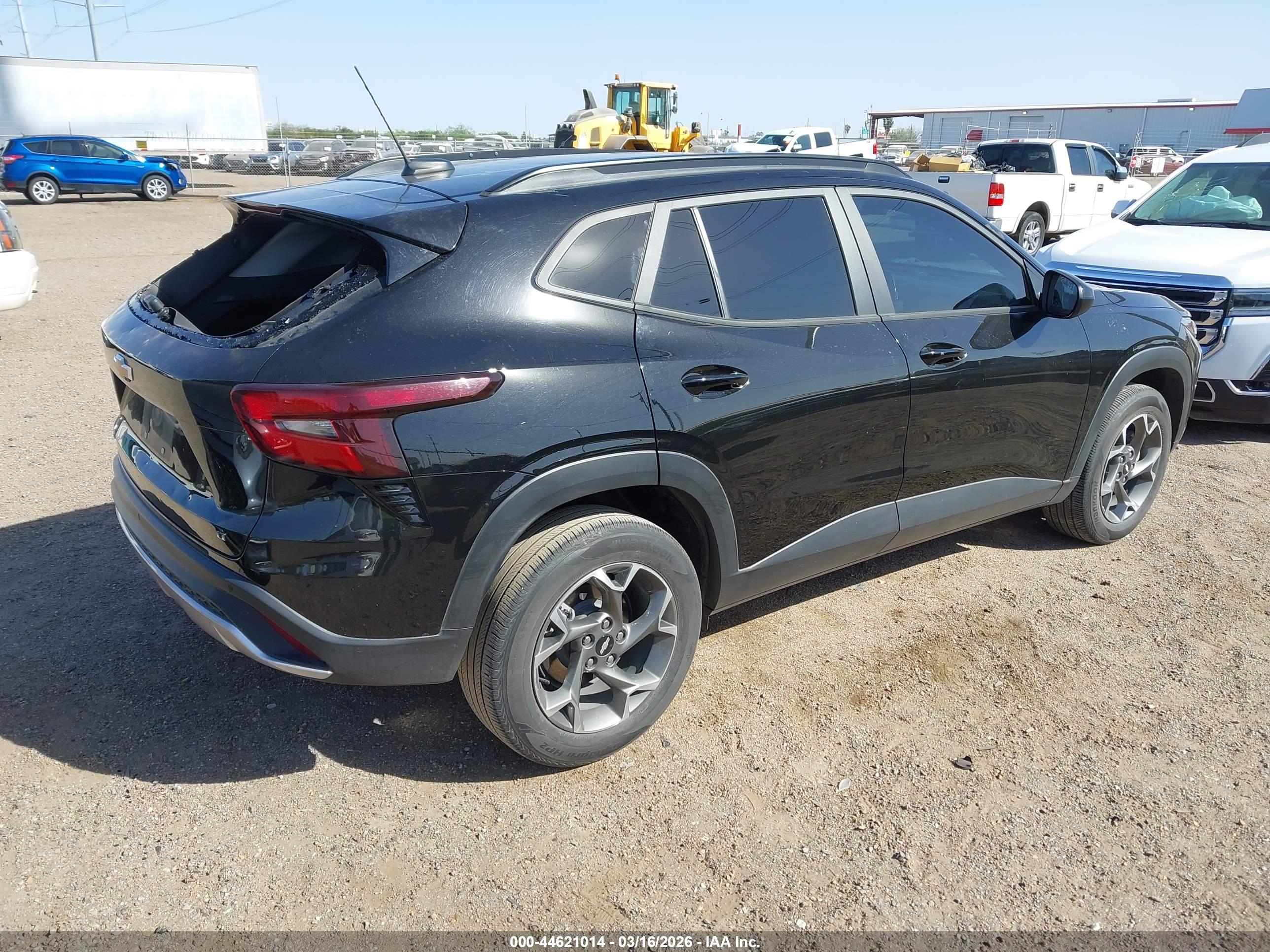 CHEVROLET TRAX image 4