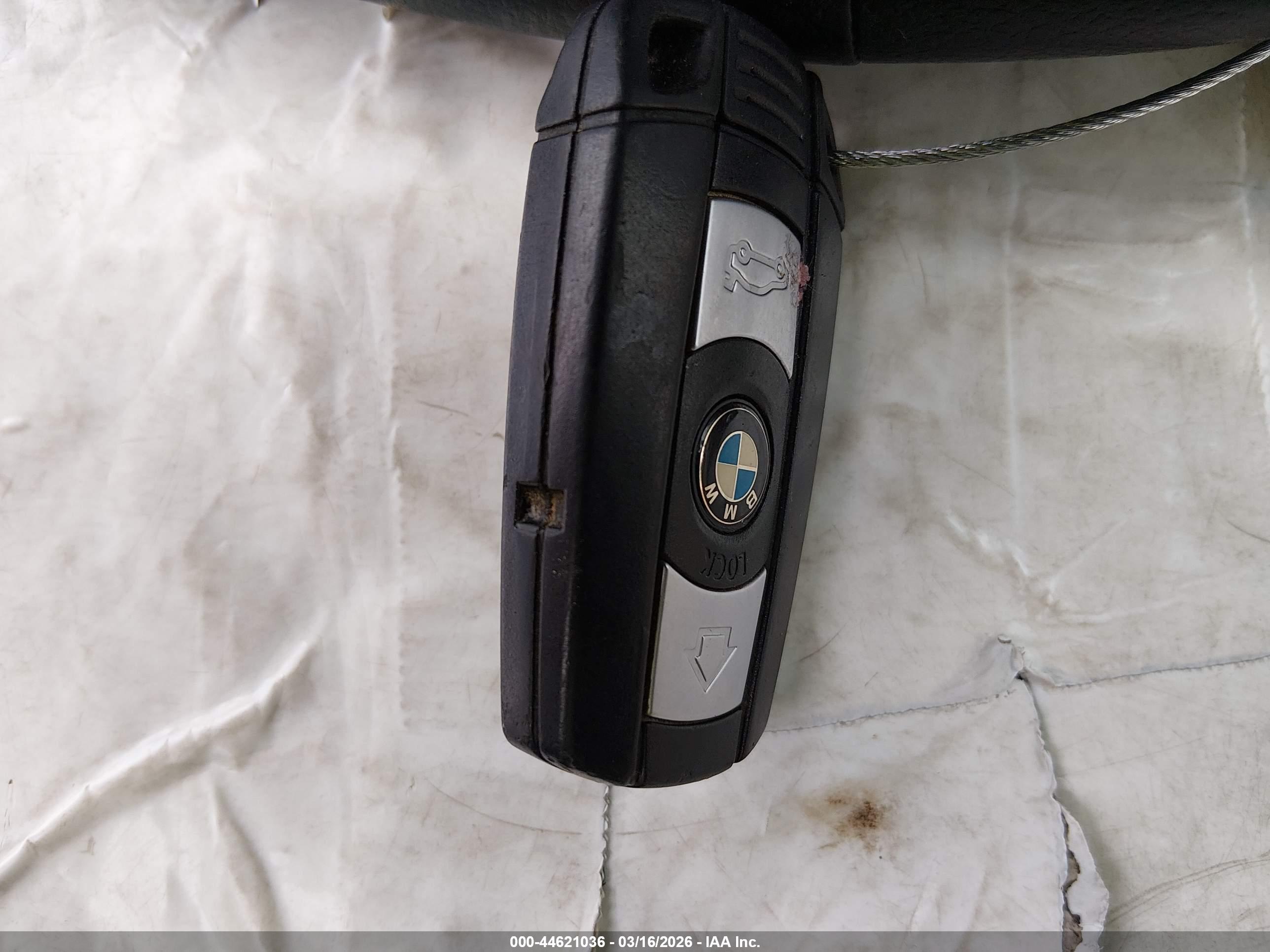 BMW 328I image 11